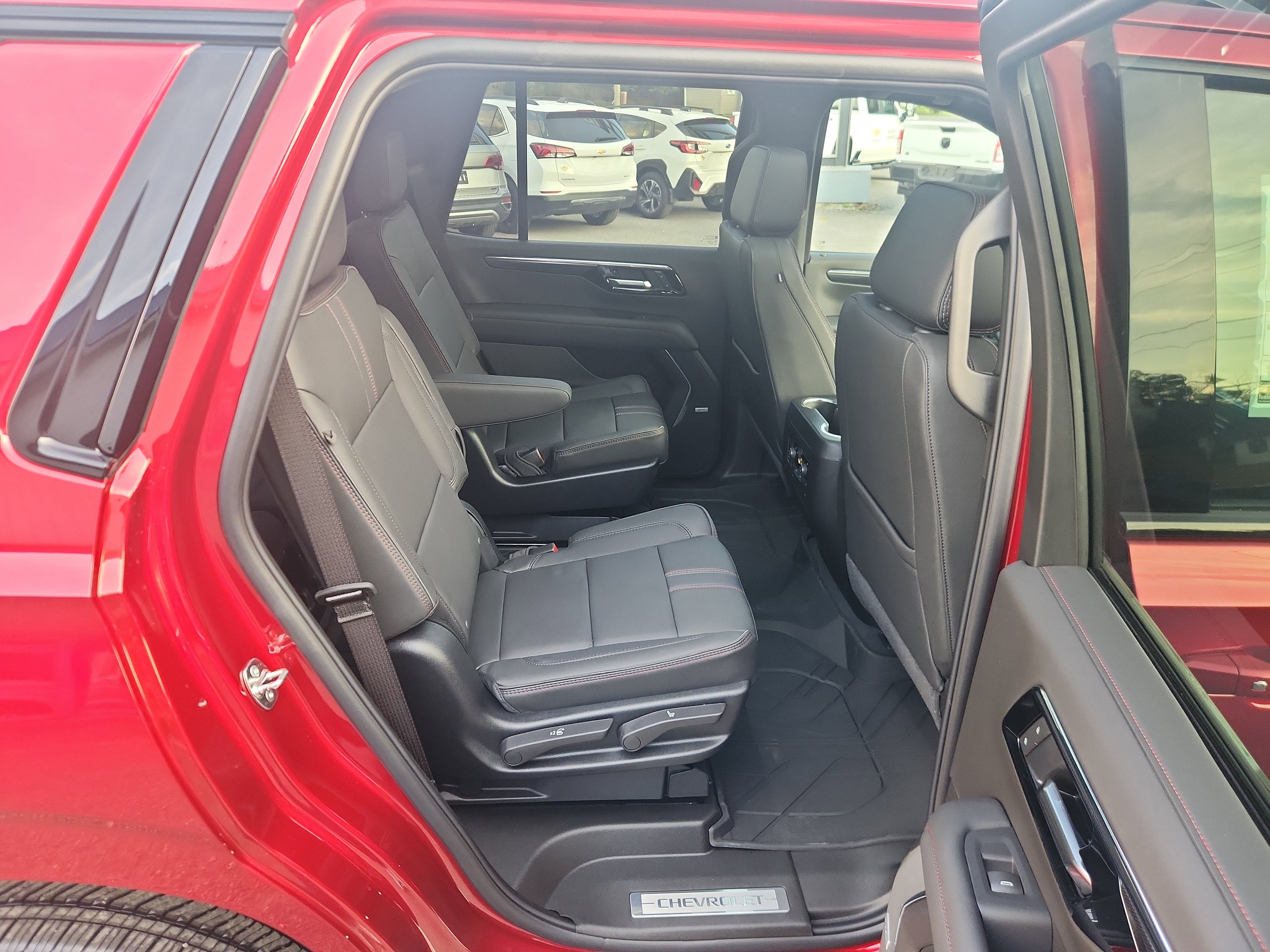 2025 Chevrolet Tahoe RST