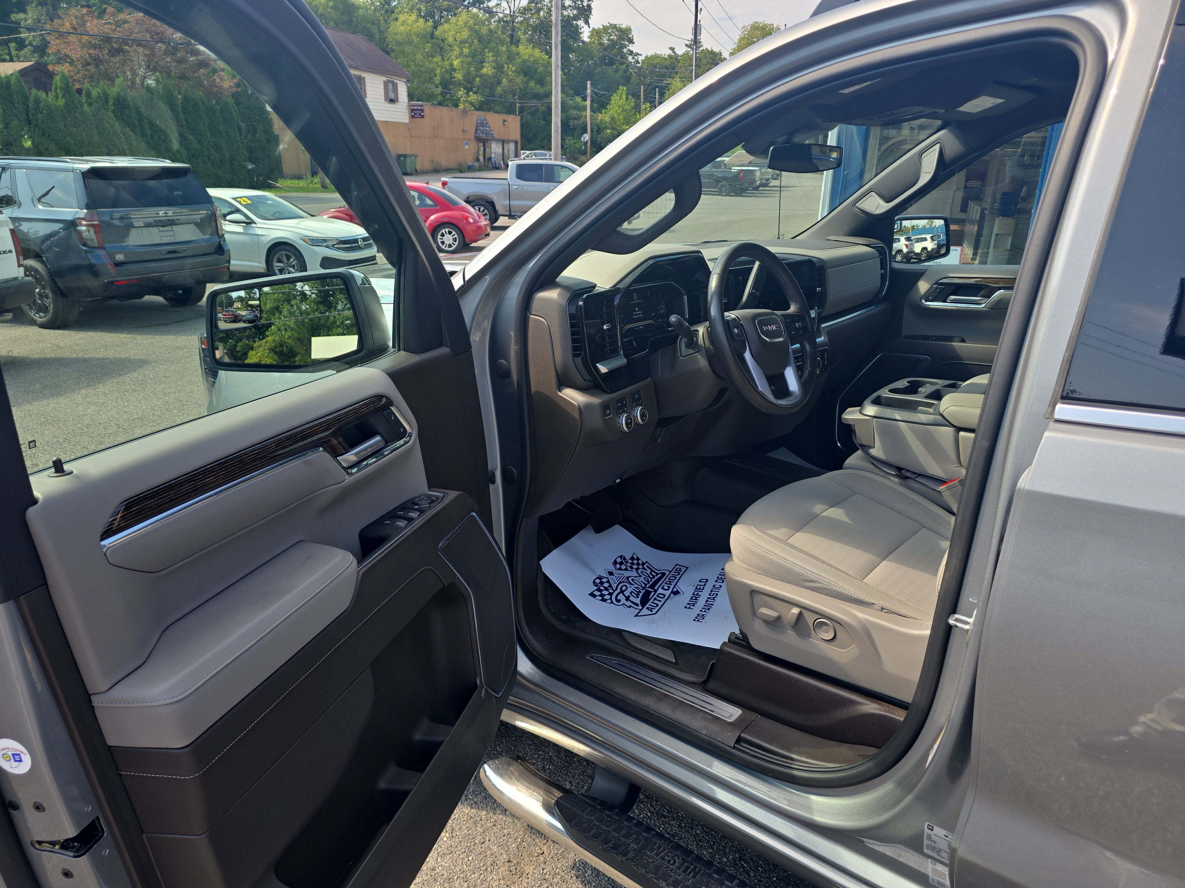 2023 GMC Sierra 1500 SLE
