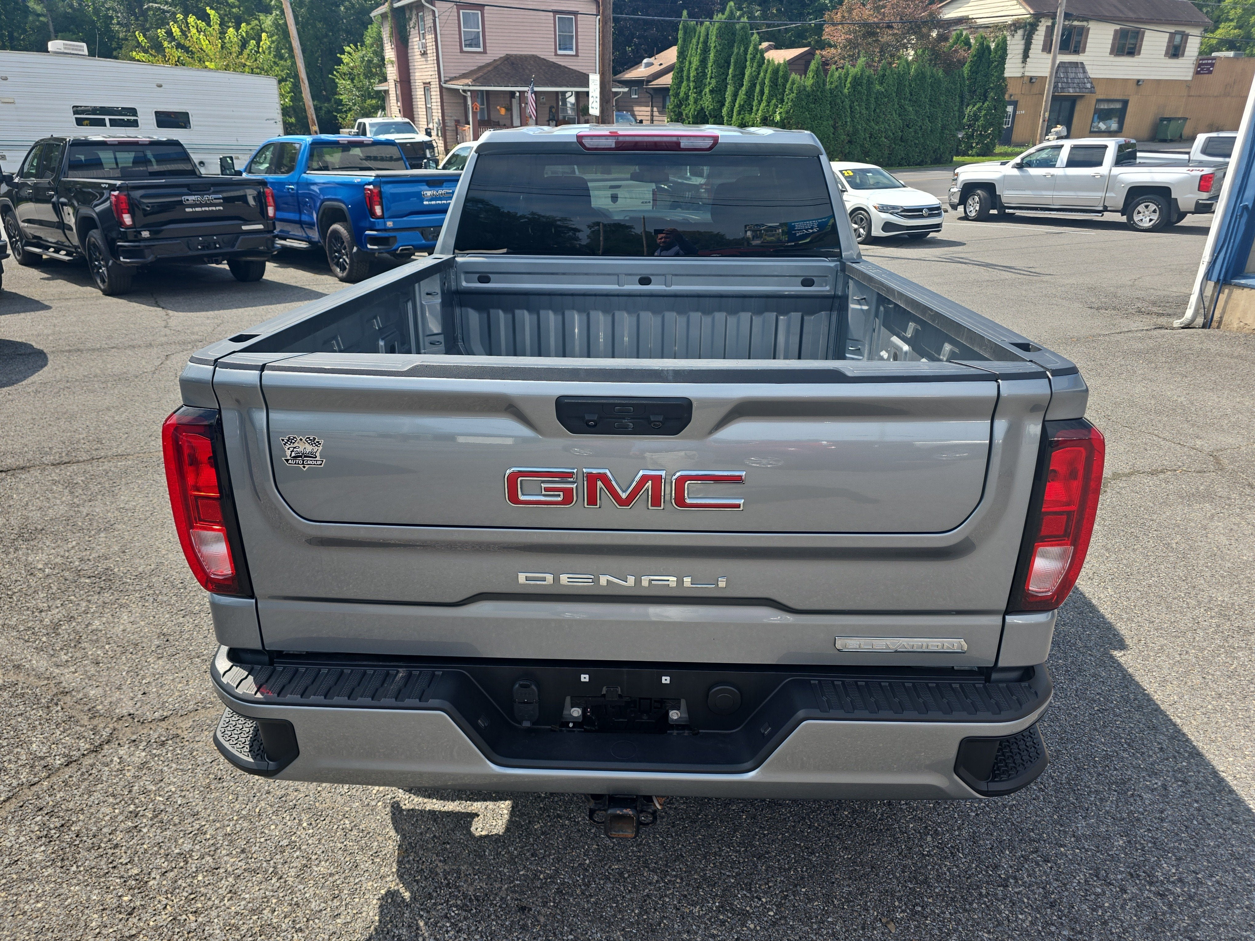 2025 GMC Sierra 1500 Elevation