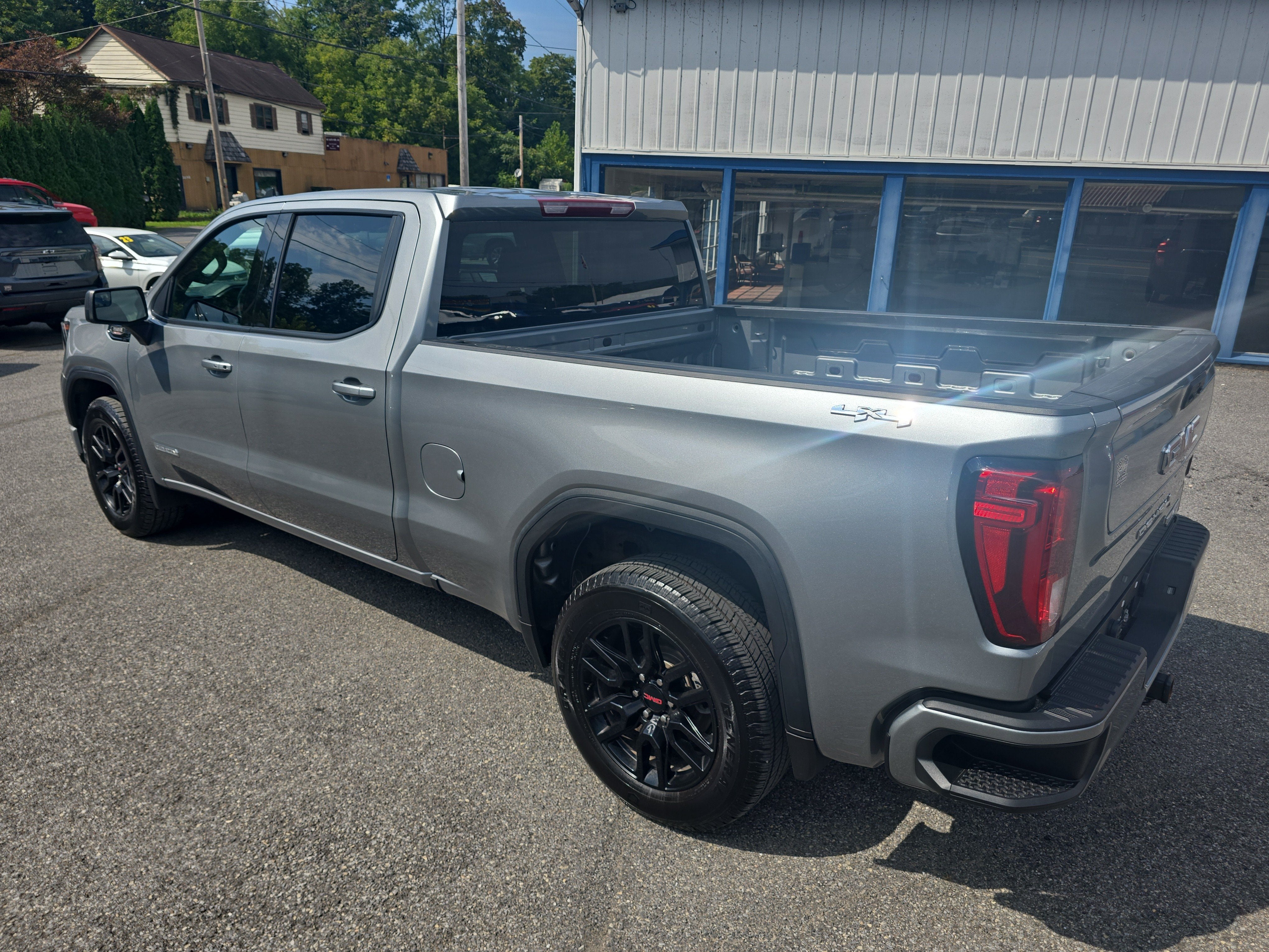 2025 GMC Sierra 1500 Elevation