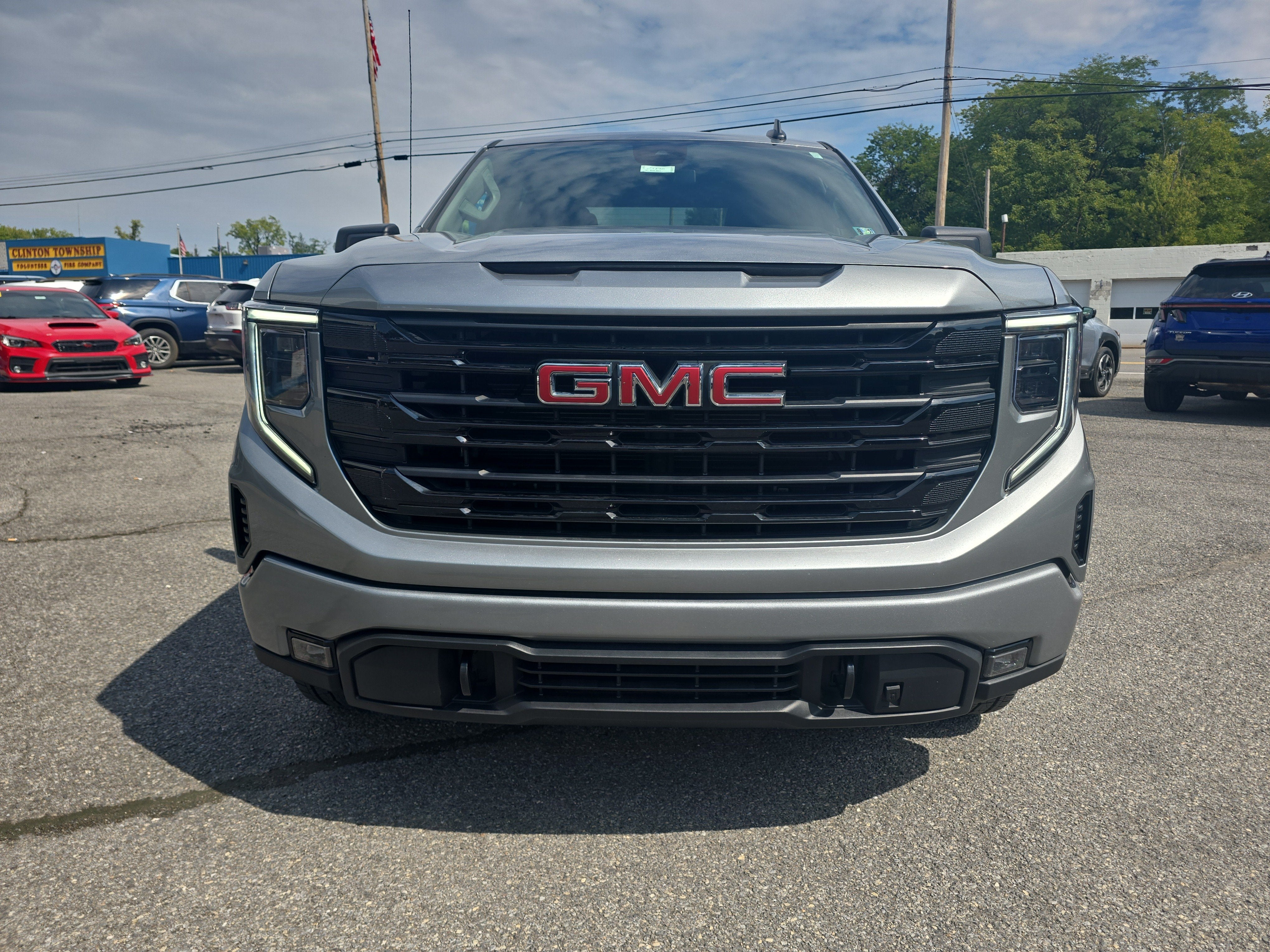 2025 GMC Sierra 1500 Elevation