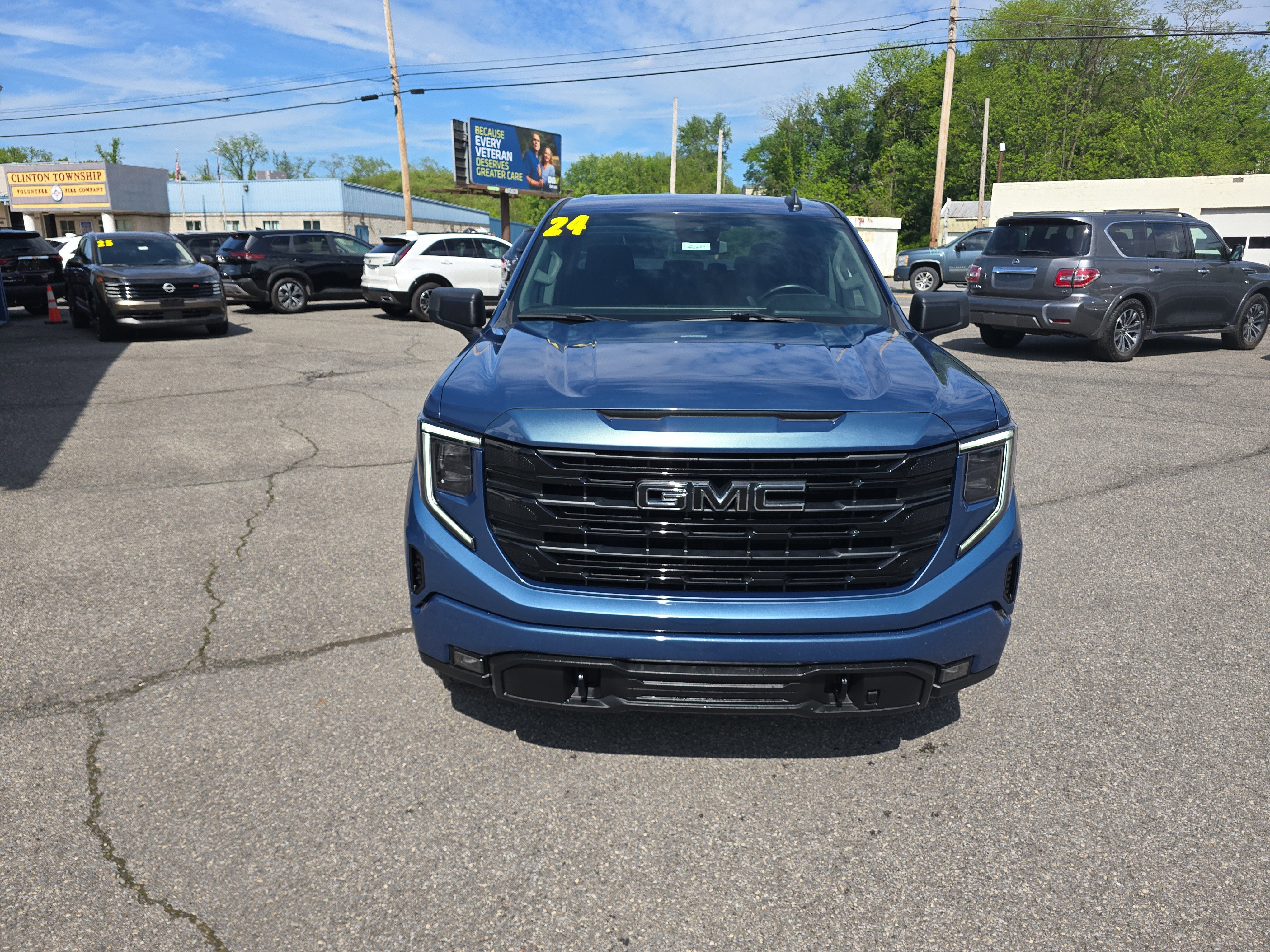 2024 GMC Sierra 1500 Elevation