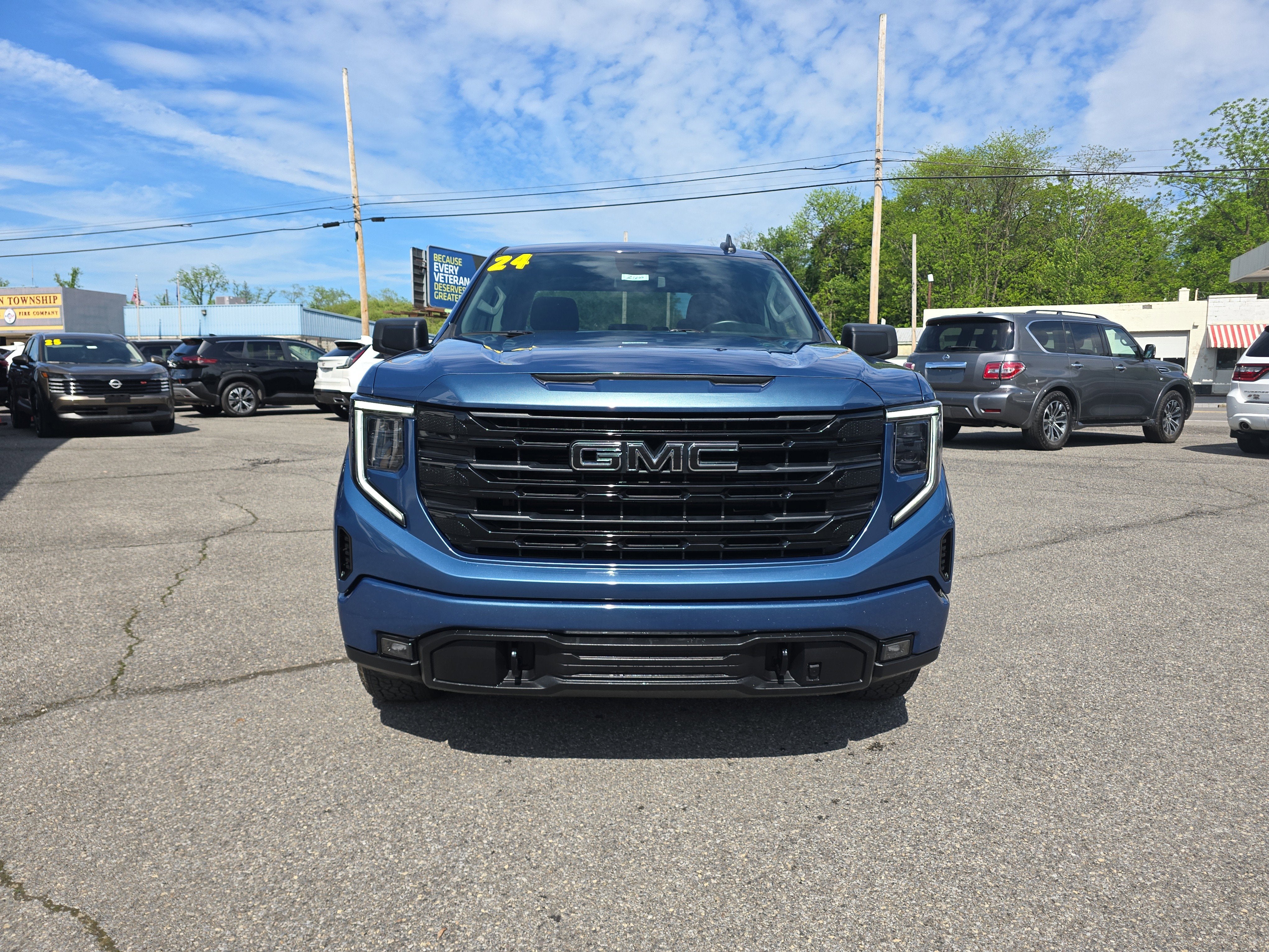2024 GMC Sierra 1500 Elevation