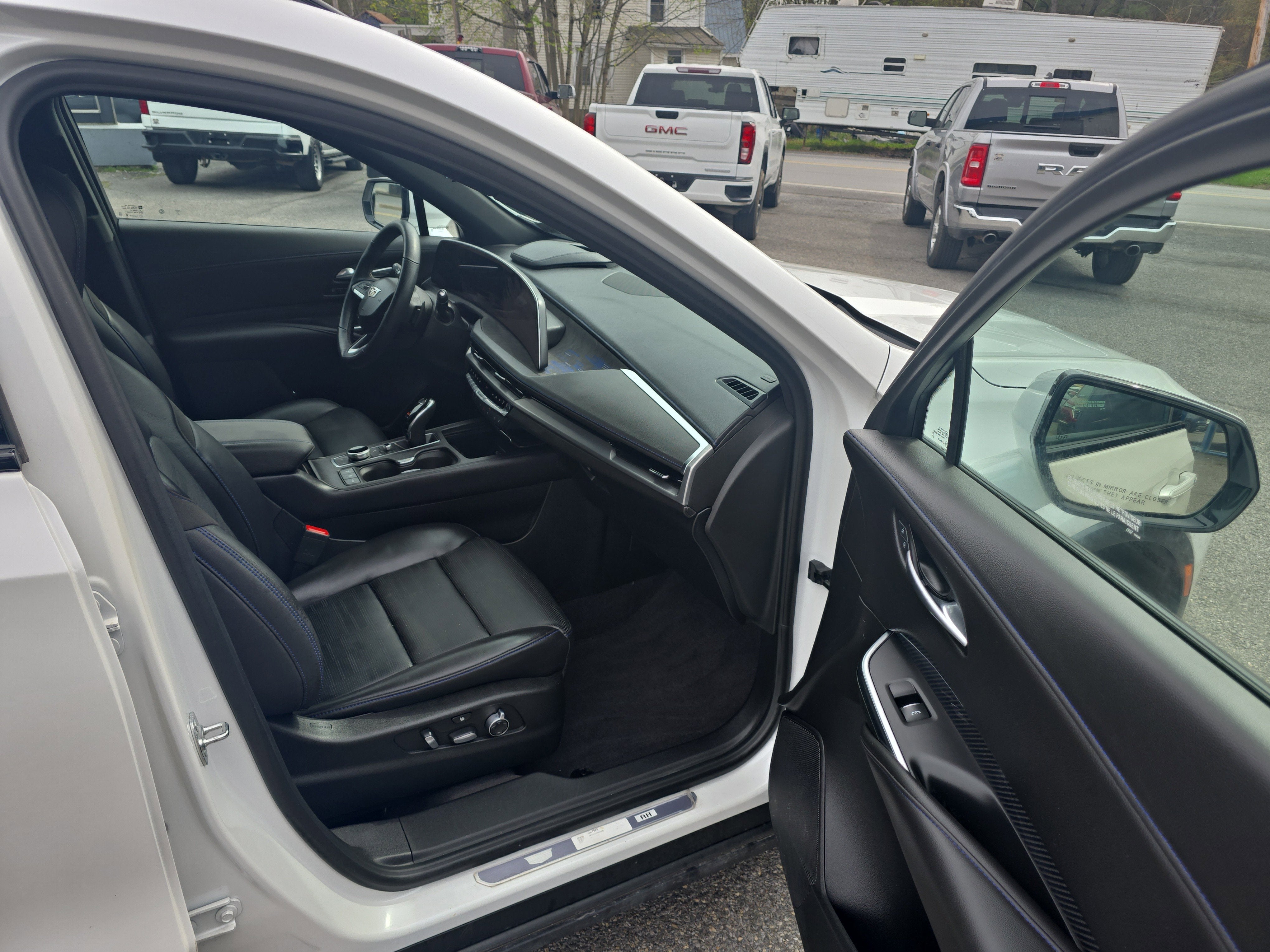 2024 Cadillac XT4 Sport