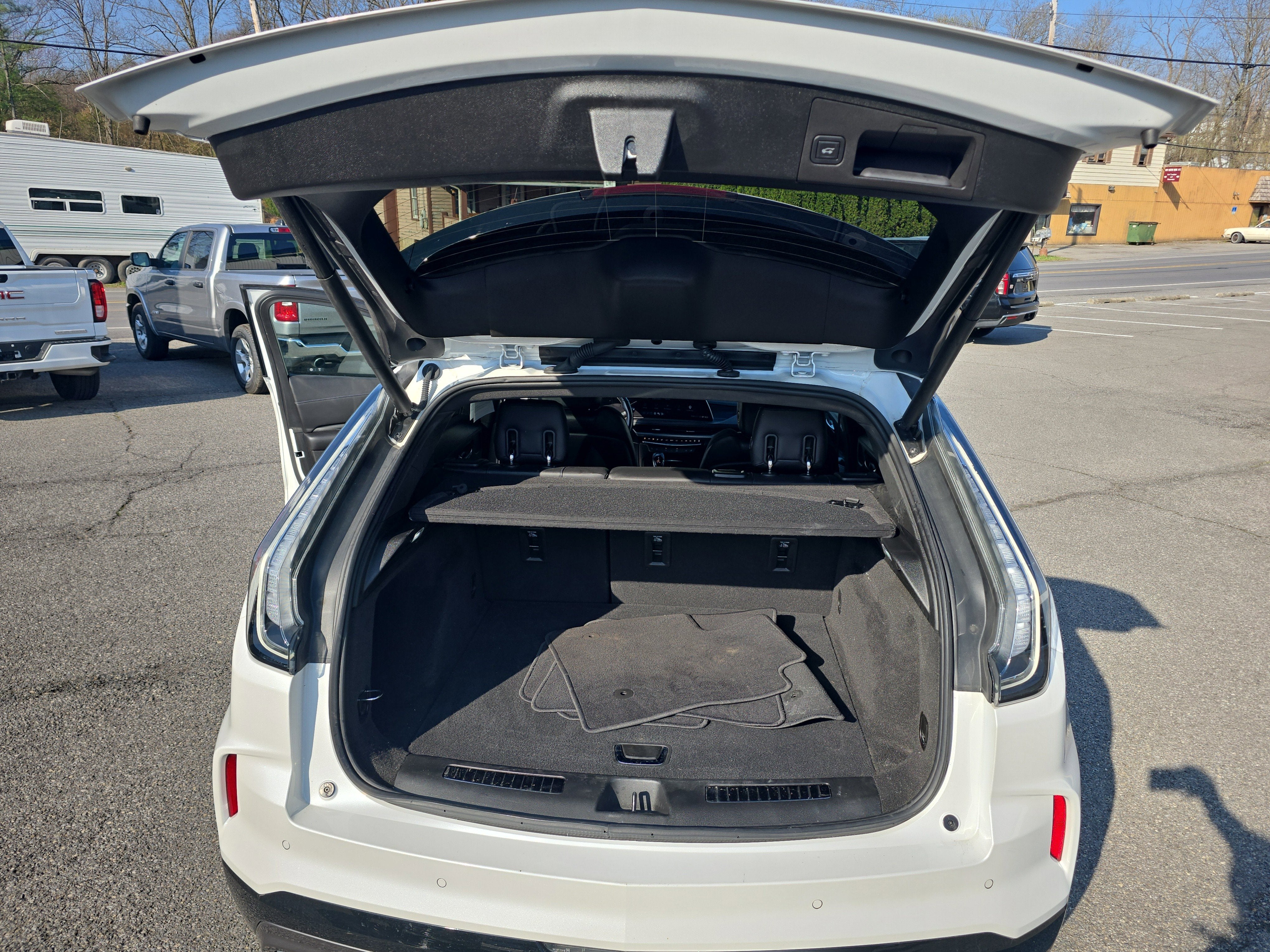 2024 Cadillac XT4 Sport