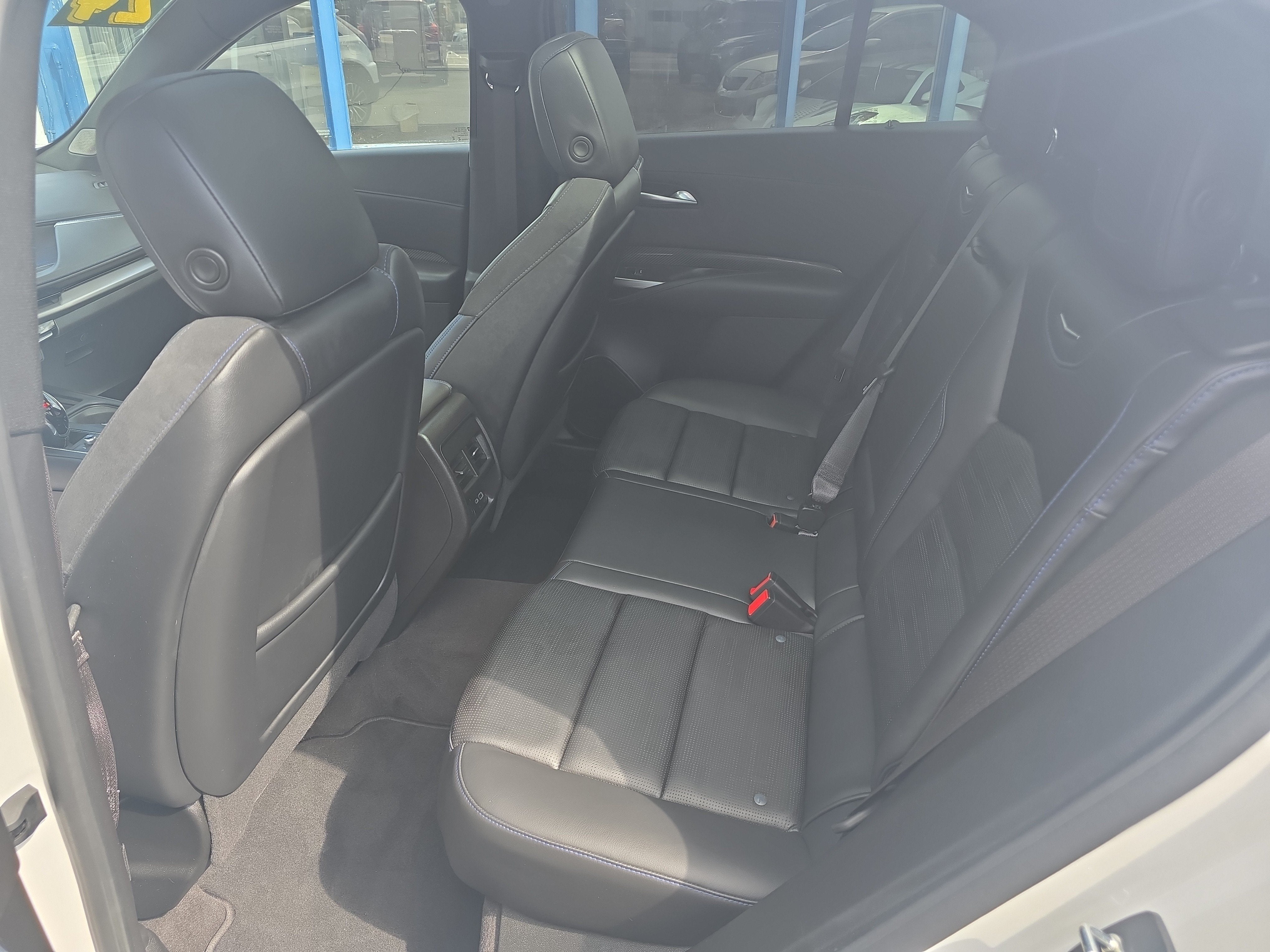 2024 Cadillac XT4 Sport