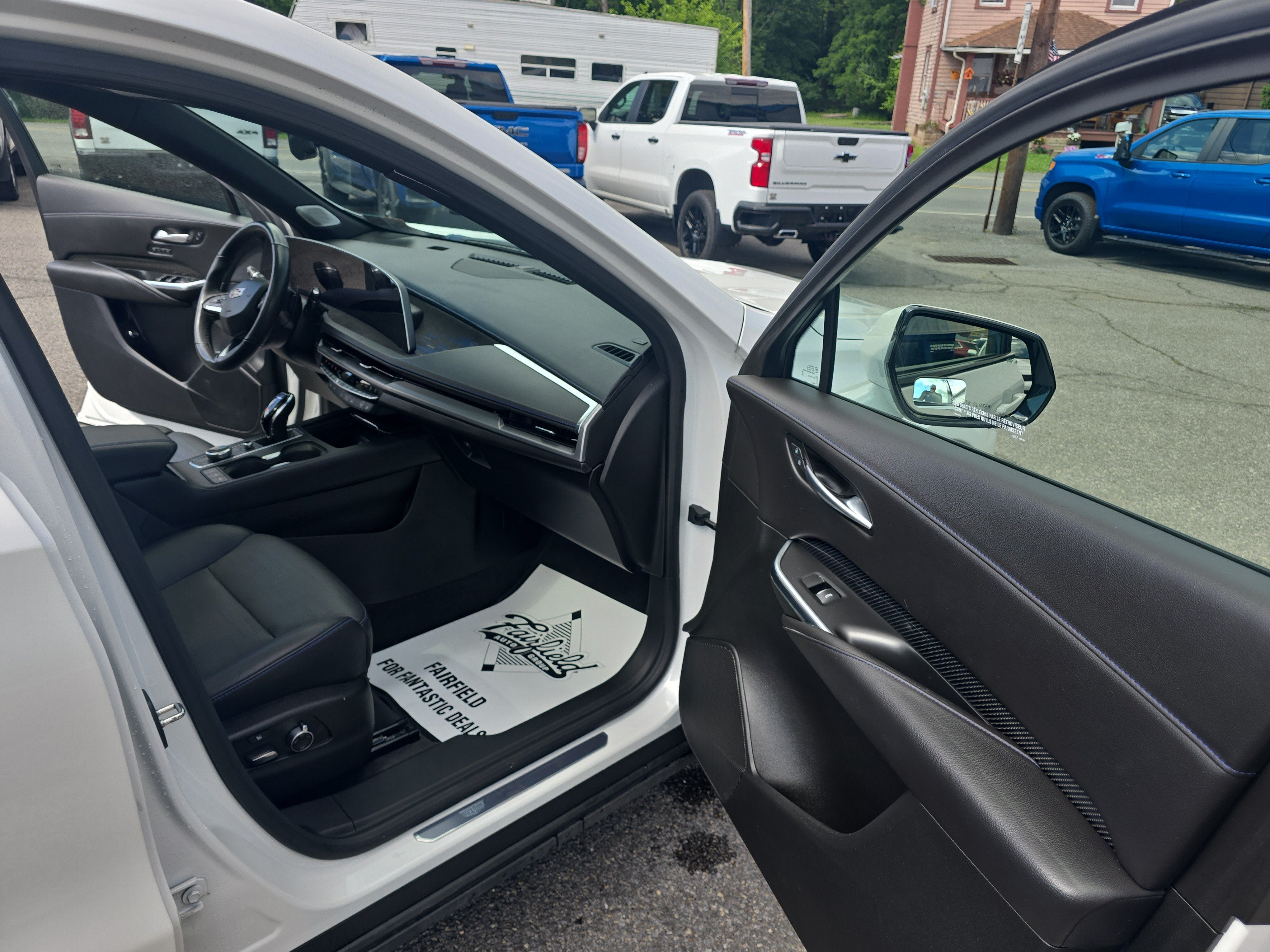 2024 Cadillac XT4 Sport