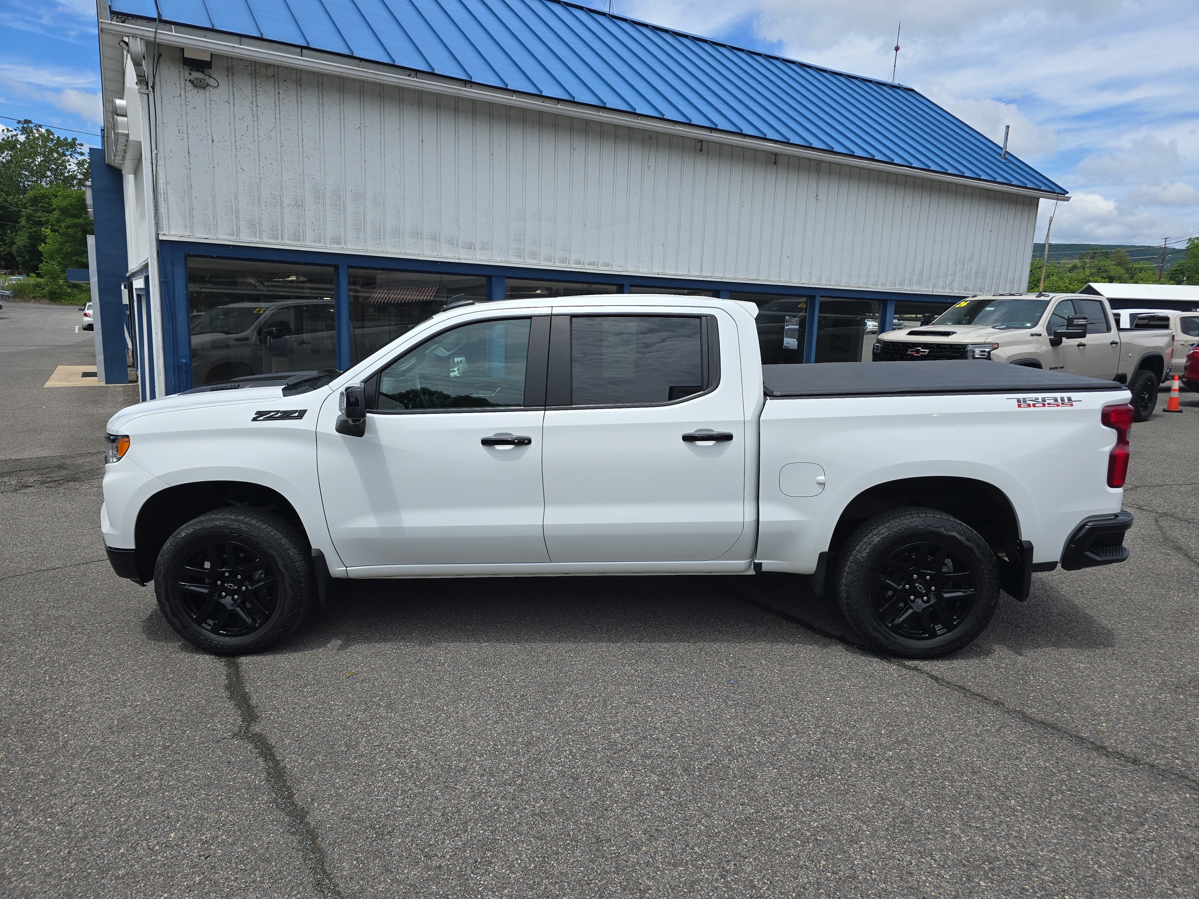 2023 Chevrolet Silverado 1500 LT Trail Boss