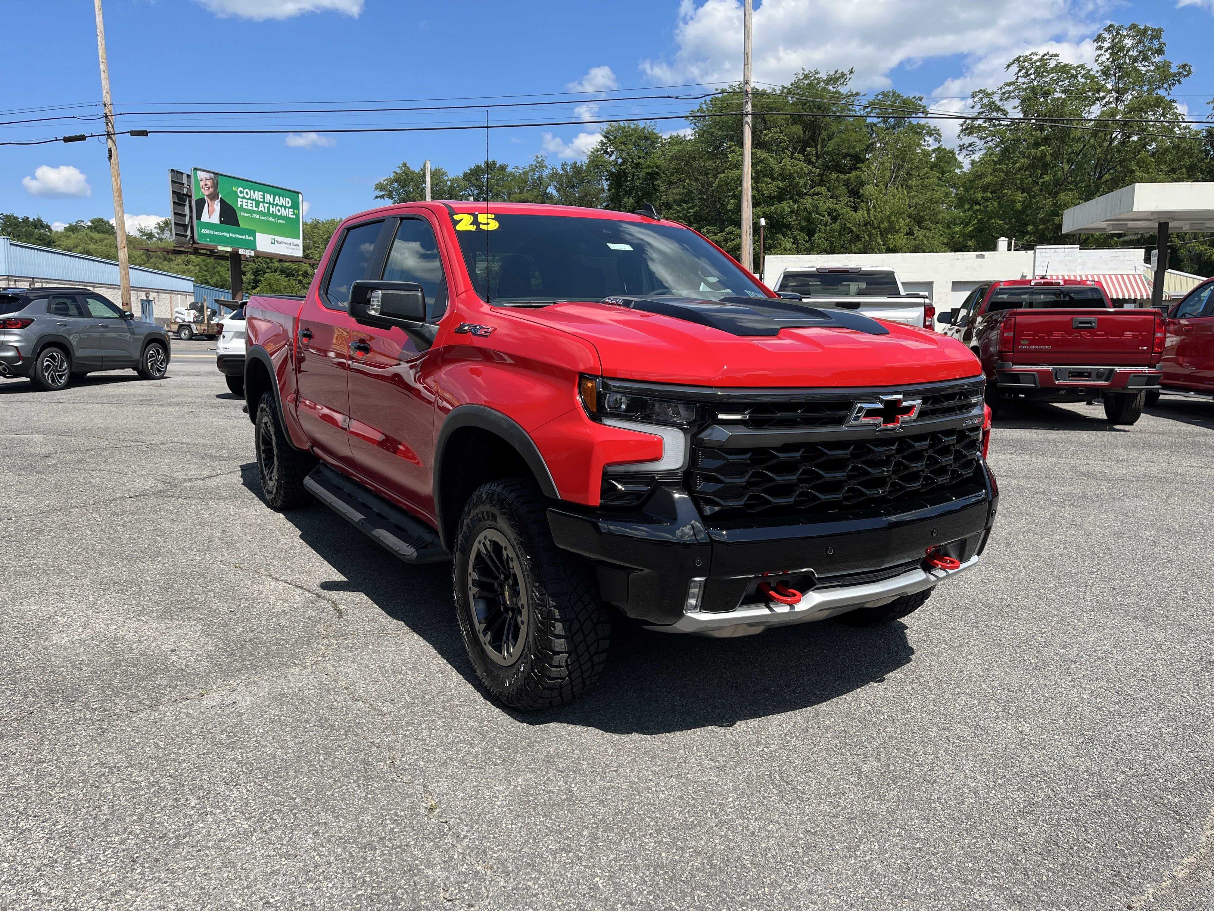 2025 Chevrolet Silverado 1500 ZR2