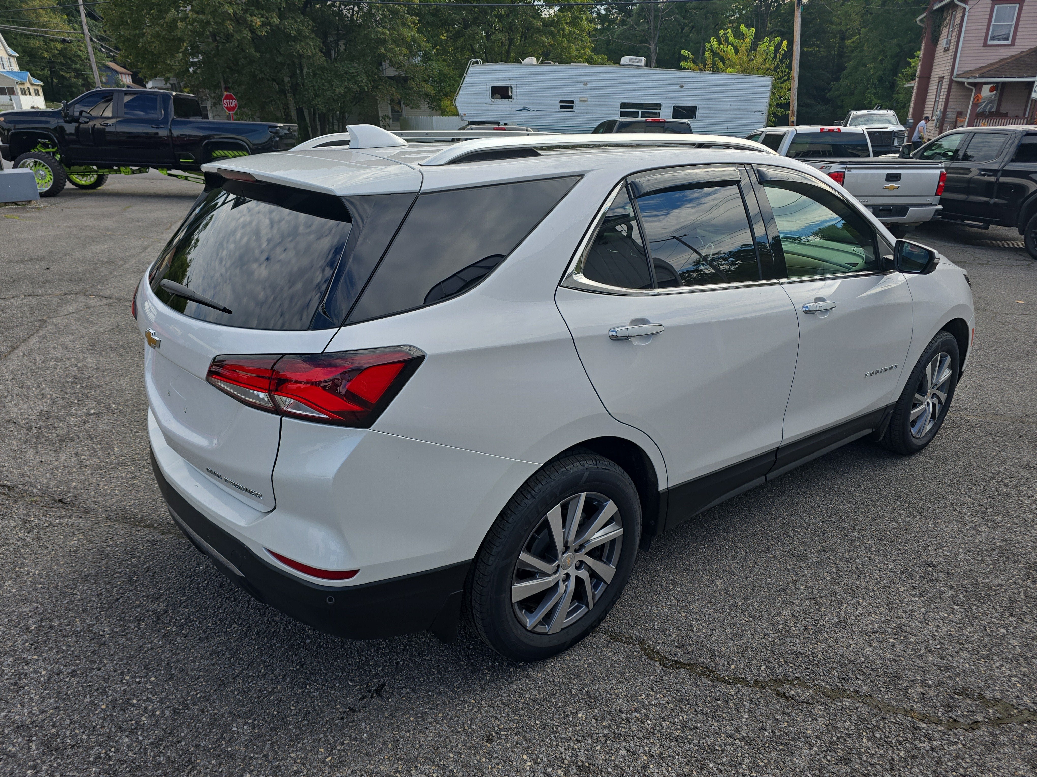 2023 Chevrolet Equinox Premier