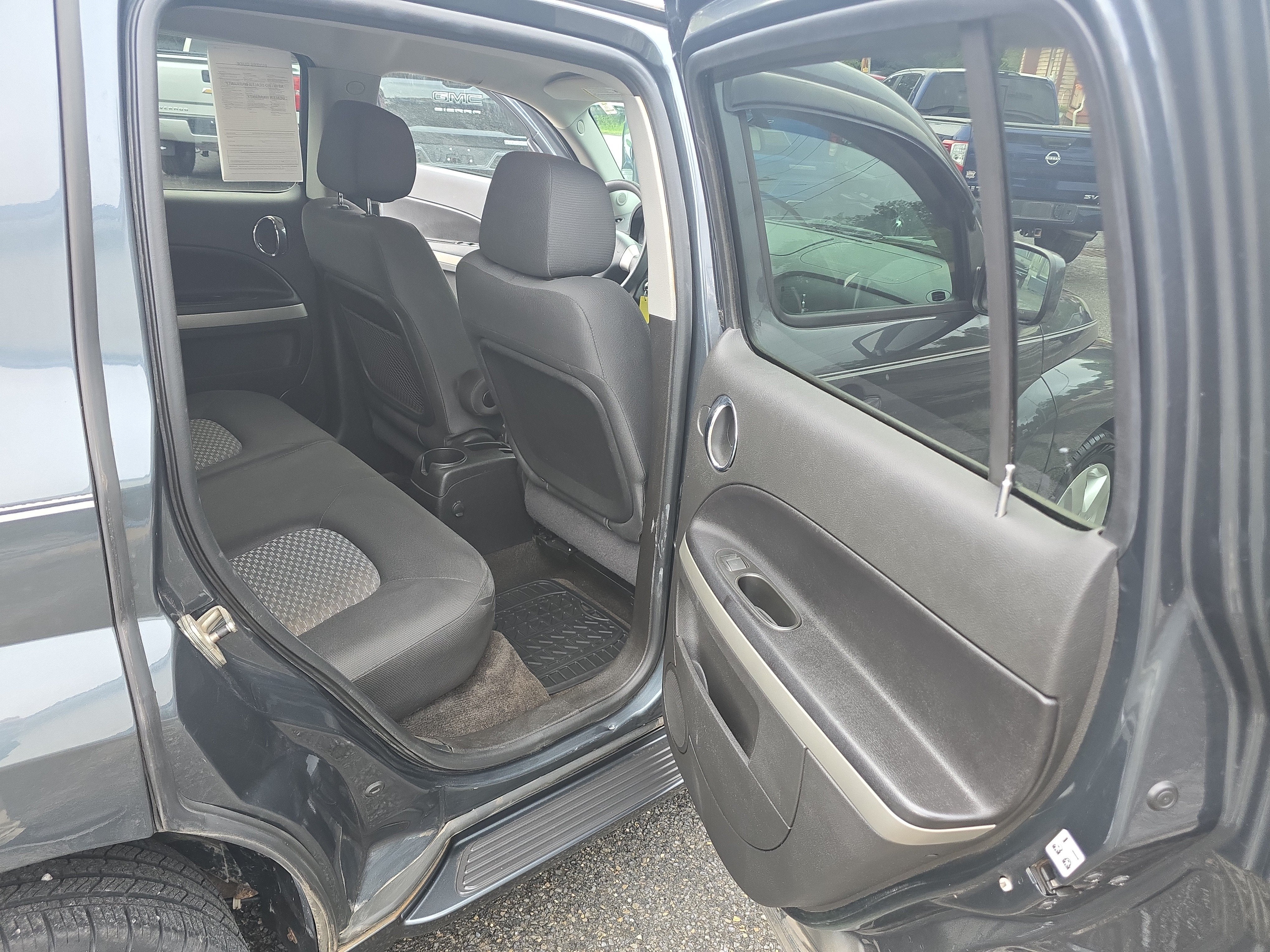 2011 Chevrolet HHR LT w/1LT