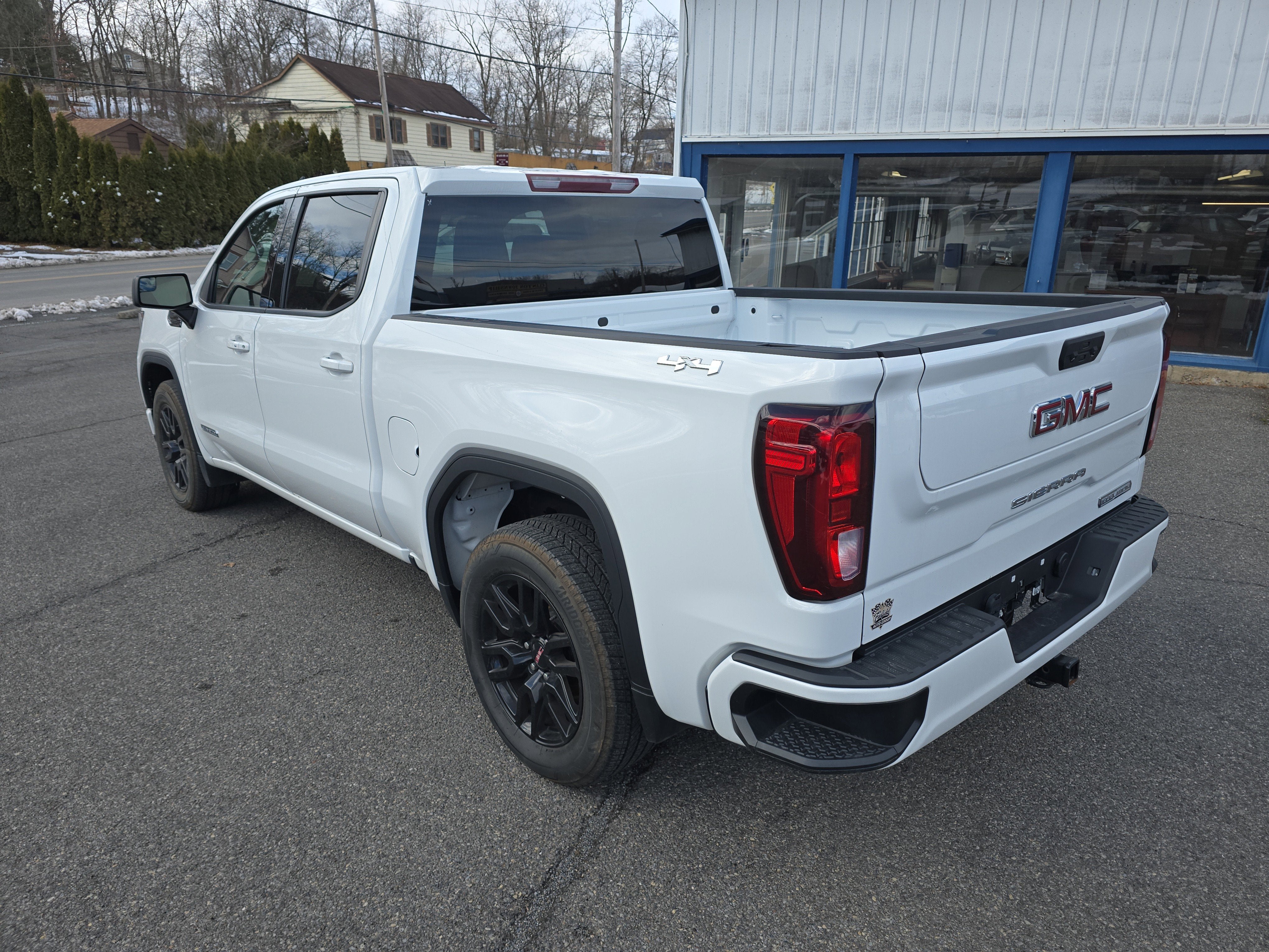 2023 GMC Sierra 1500 Elevation