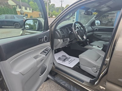 2014 Toyota Tacoma BLACK
