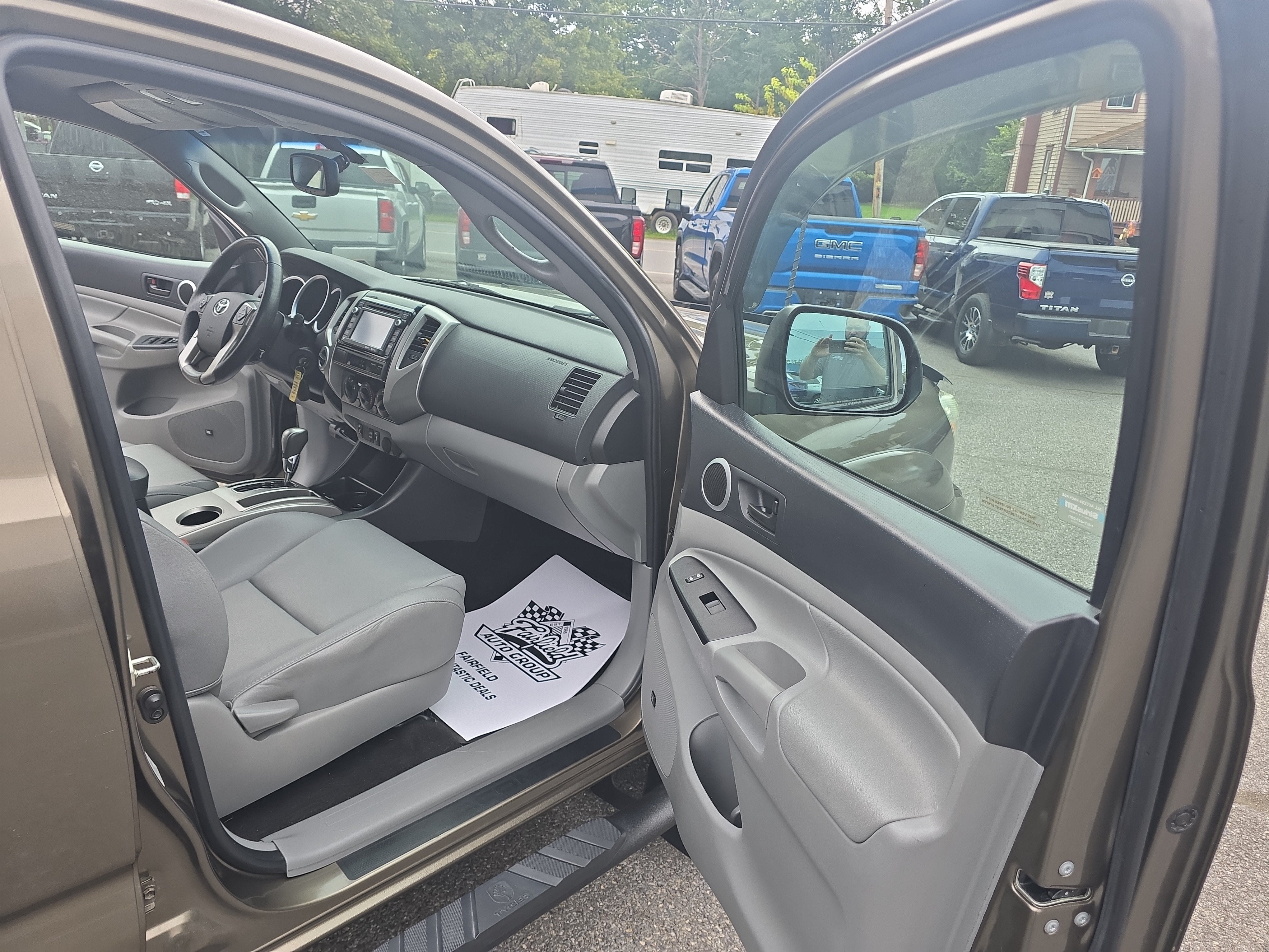 2014 Toyota Tacoma BLACK