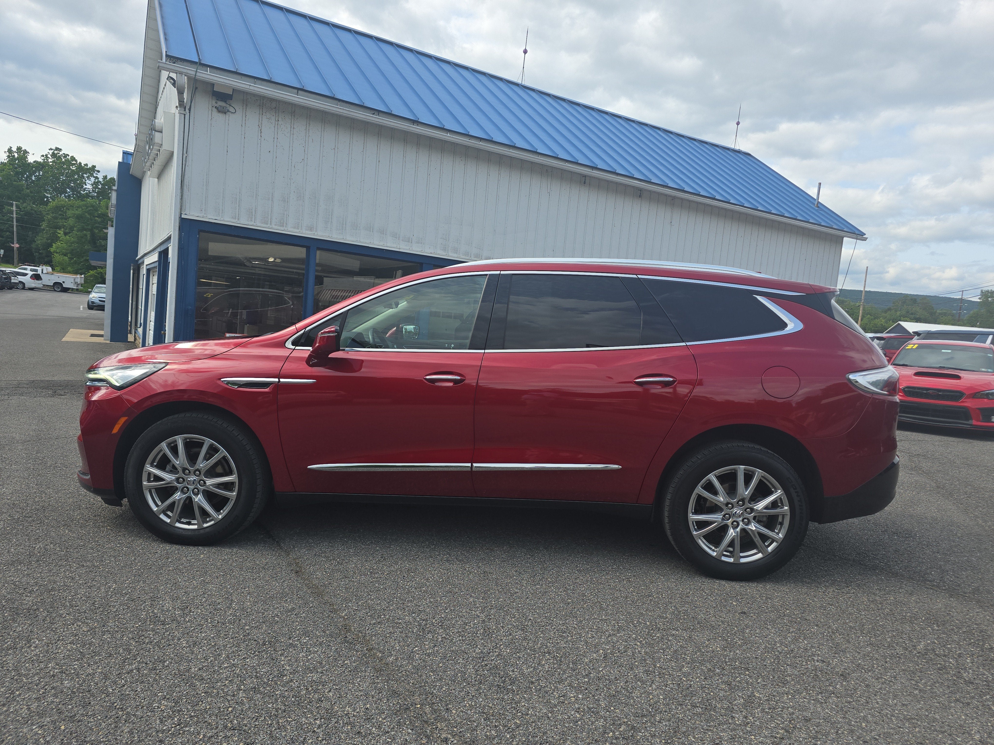 2023 Buick Enclave Premium