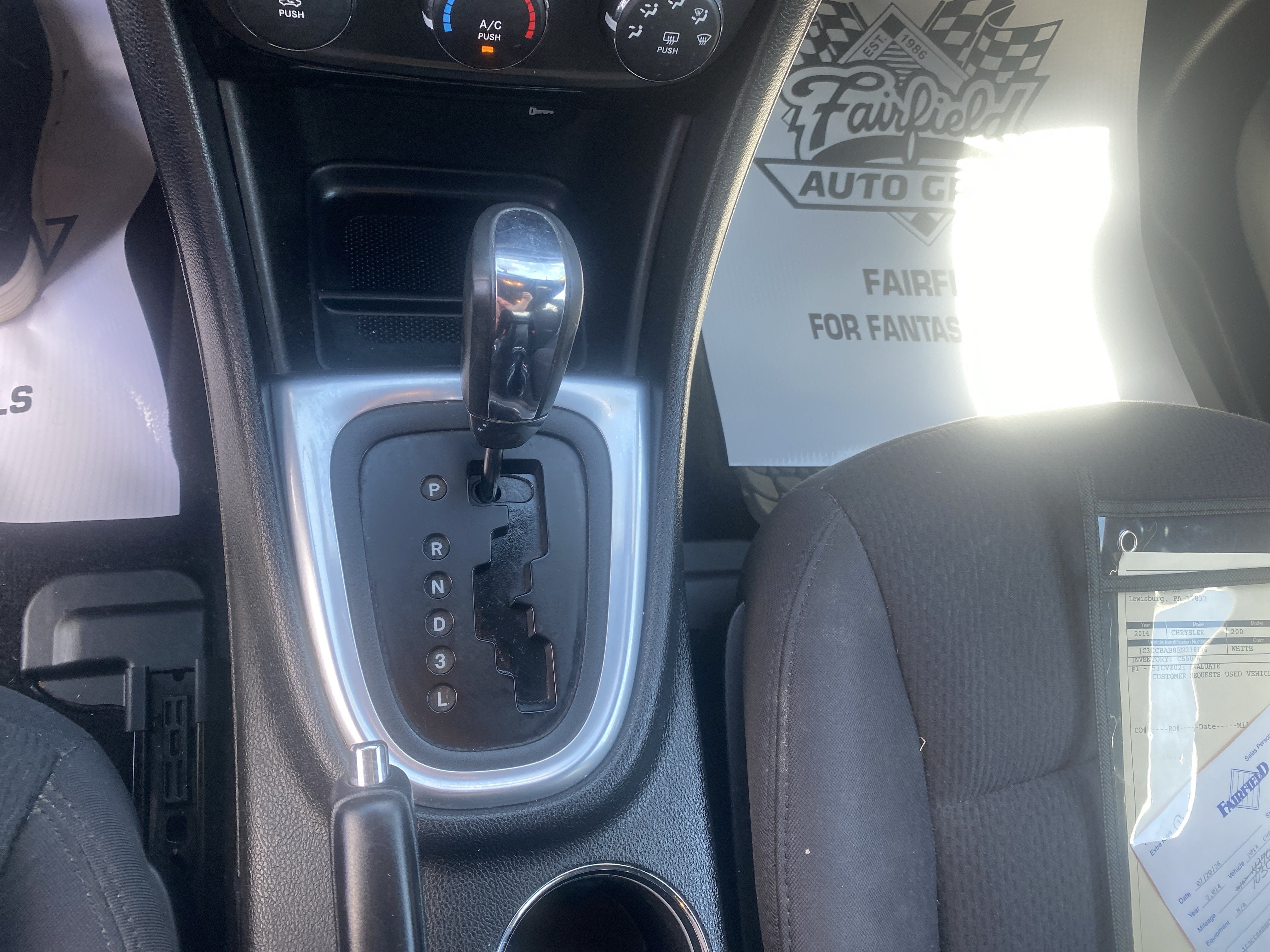 2014 Chrysler 200 LX