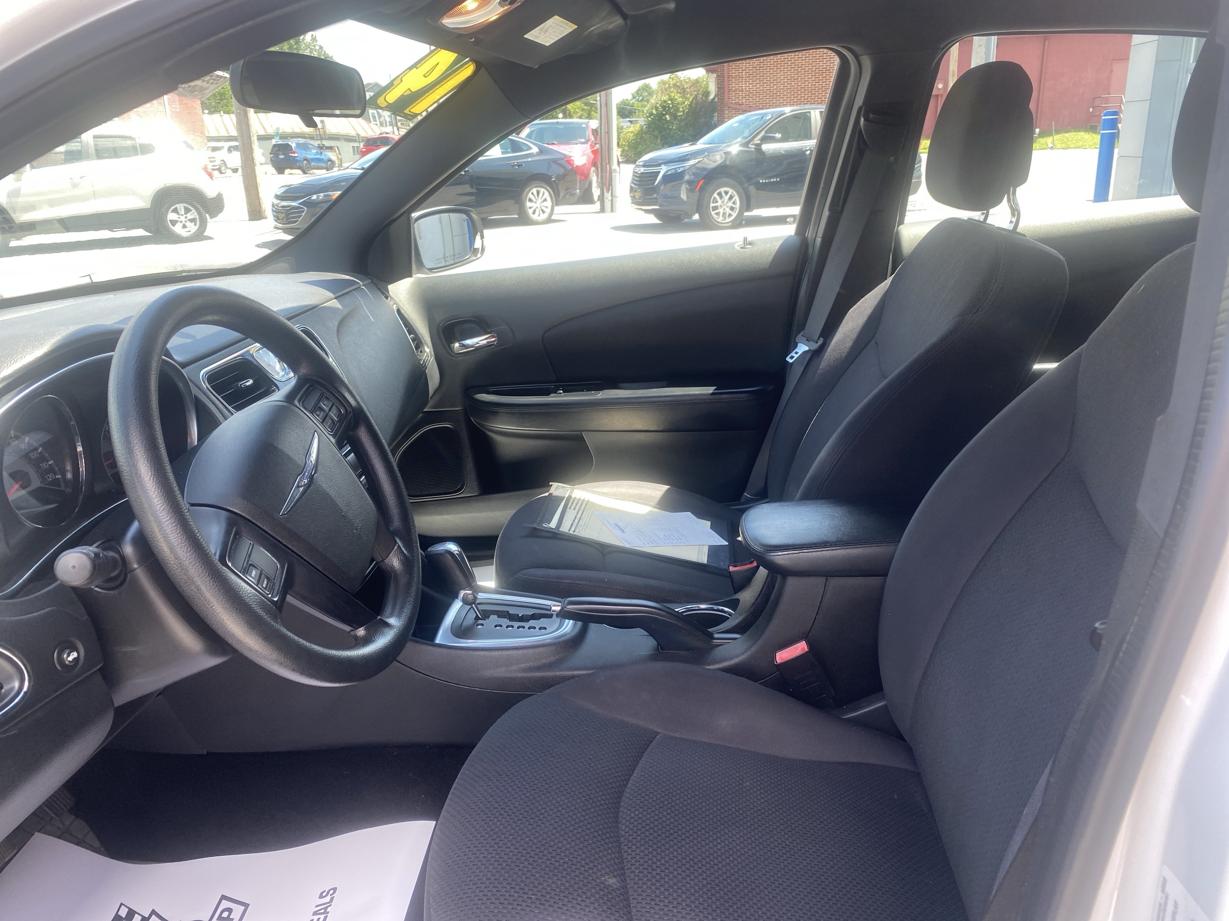 2014 Chrysler 200 LX