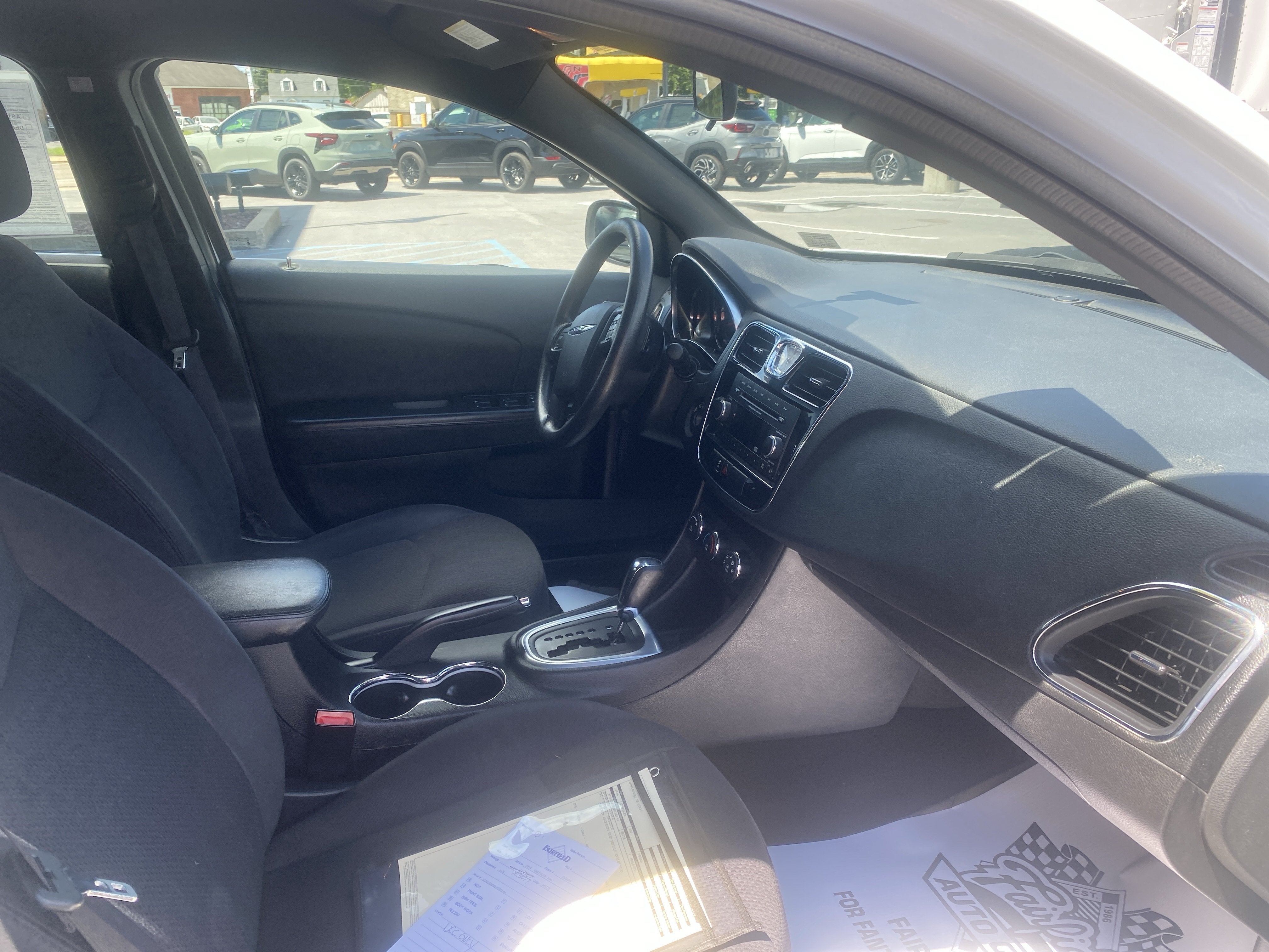 2014 Chrysler 200 LX