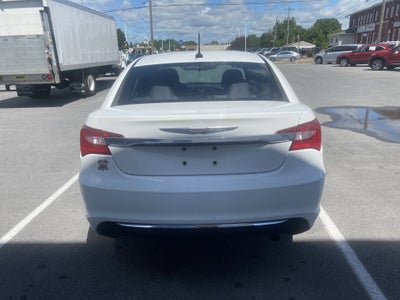2014 Chrysler 200 LX