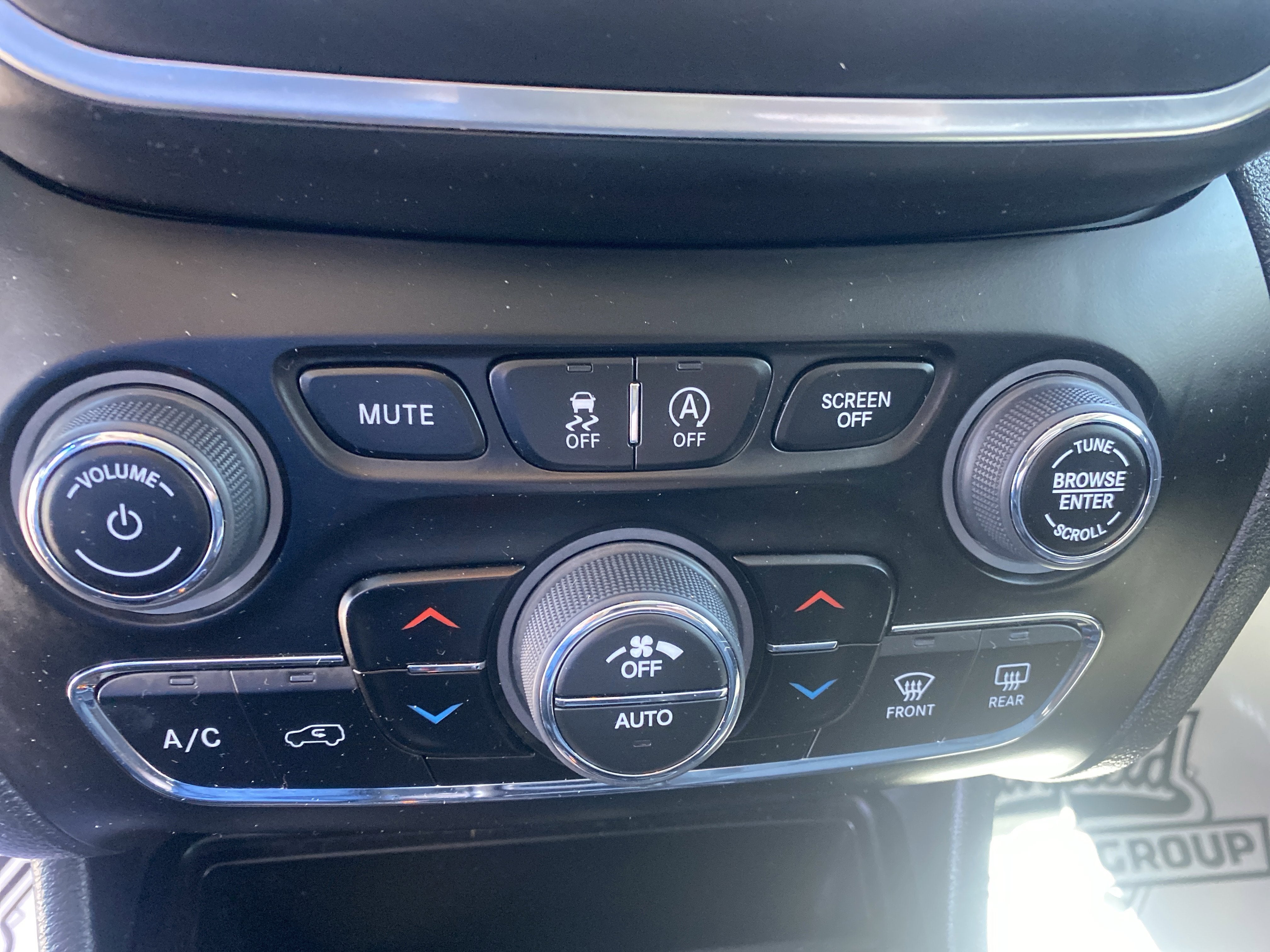 2023 Jeep Cherokee Altitude Lux 4x4