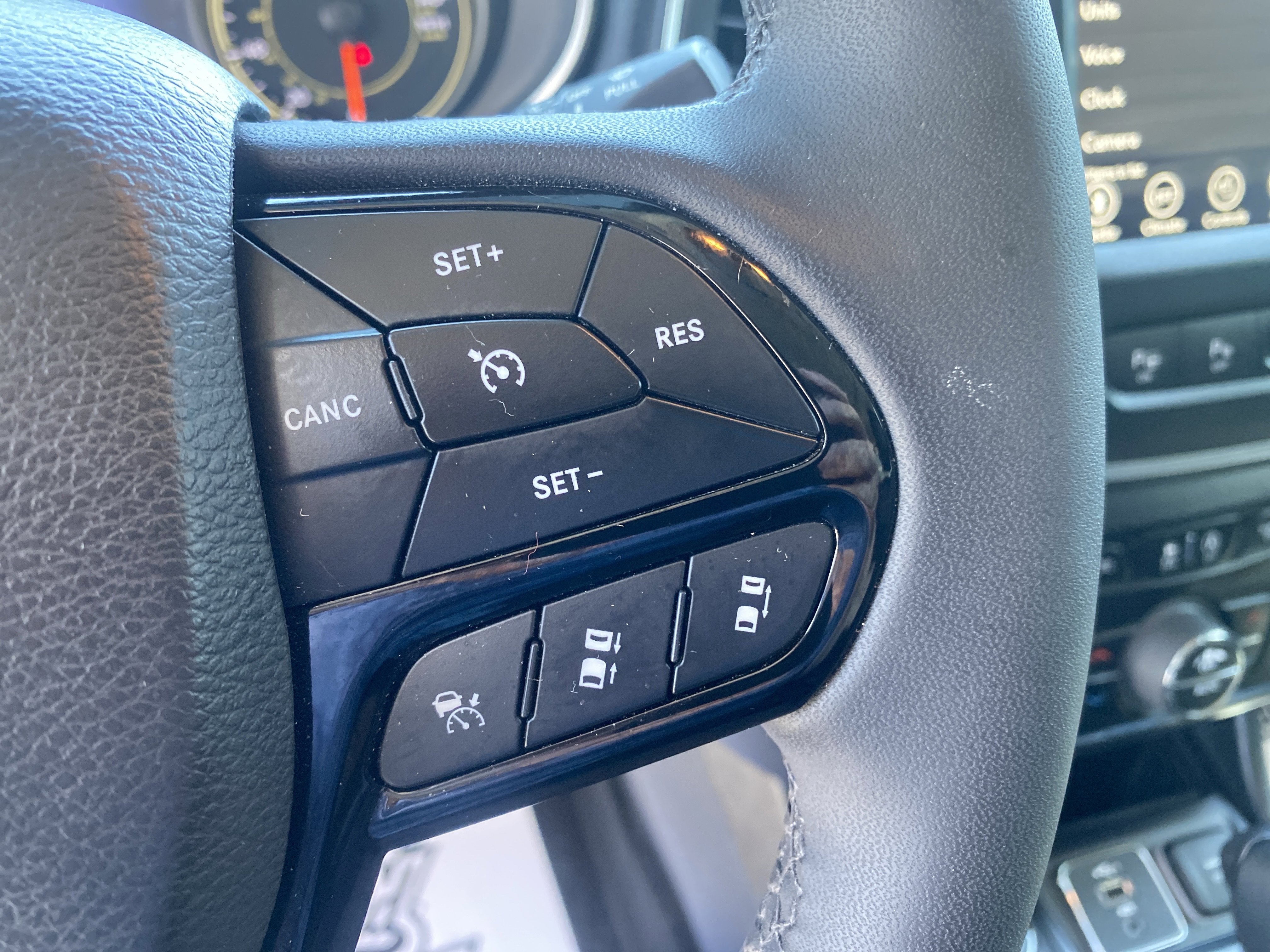 2023 Jeep Cherokee Altitude Lux 4x4