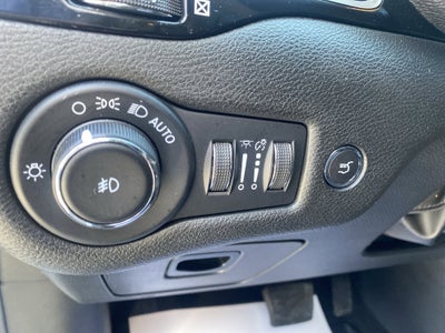 2023 Jeep Cherokee Altitude Lux 4x4