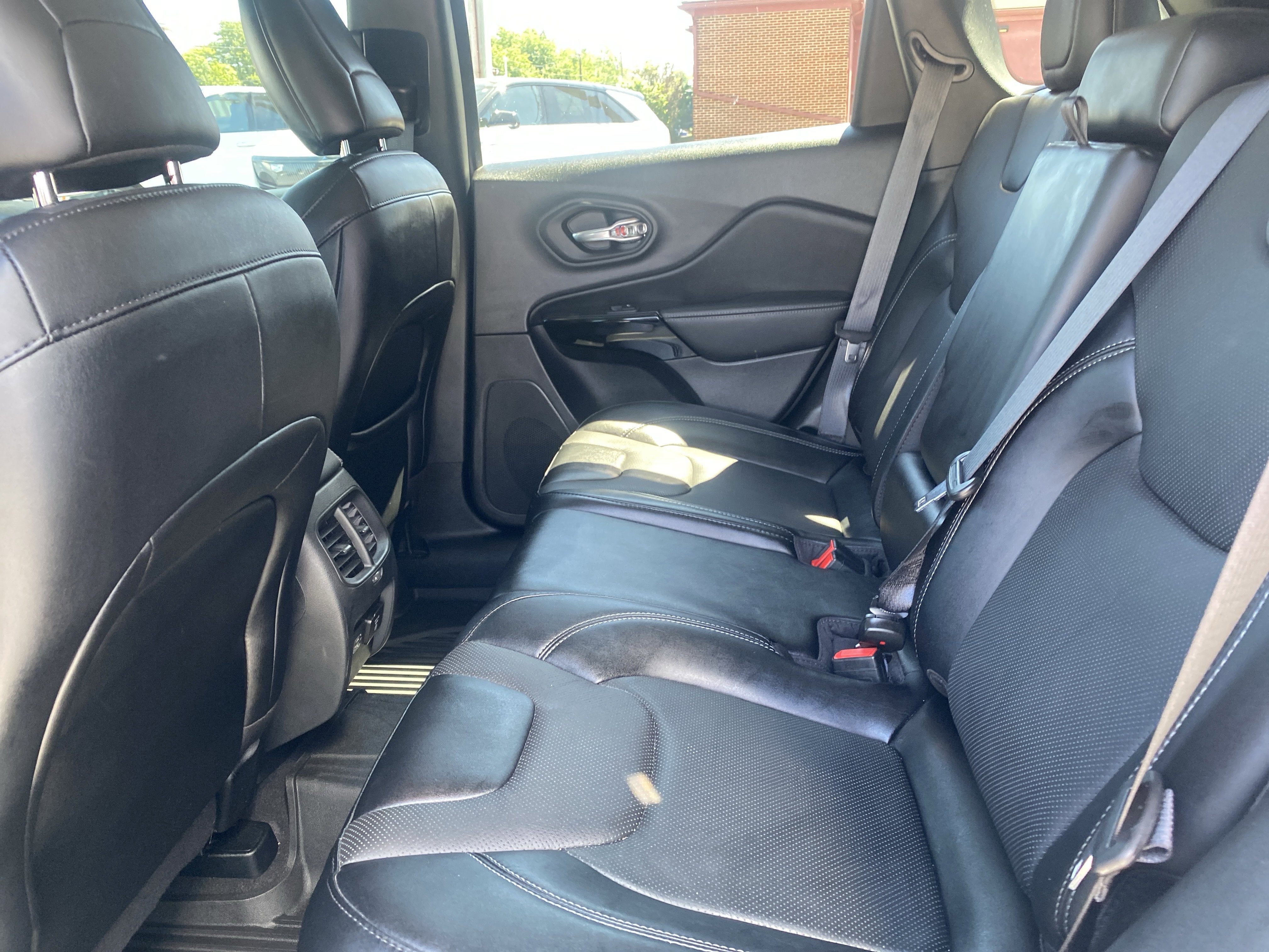 2023 Jeep Cherokee Altitude Lux 4x4