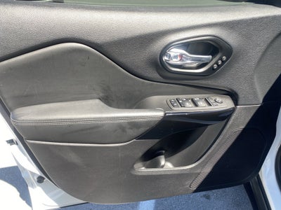 2023 Jeep Cherokee Altitude Lux 4x4