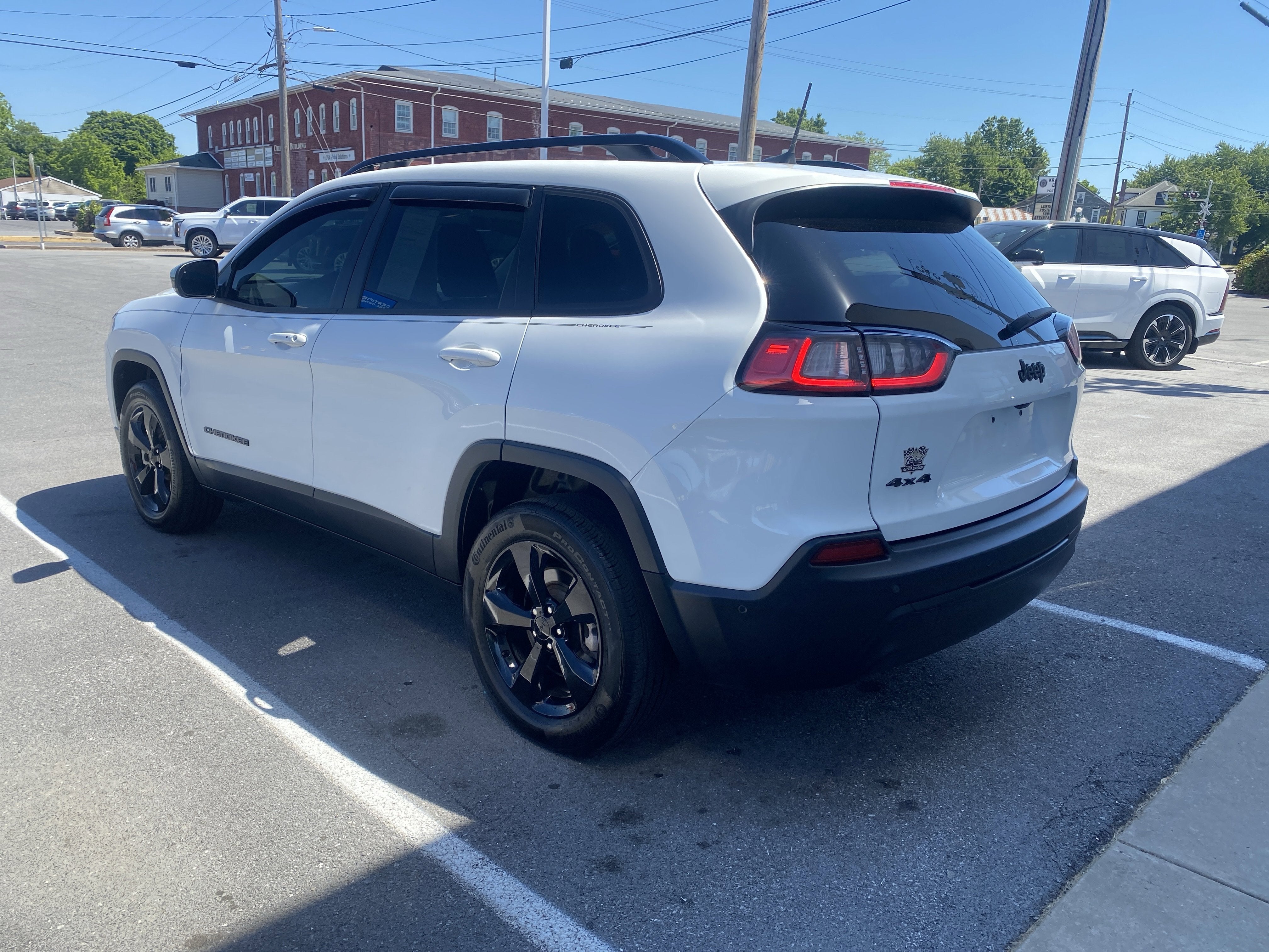 2023 Jeep Cherokee Altitude Lux 4x4