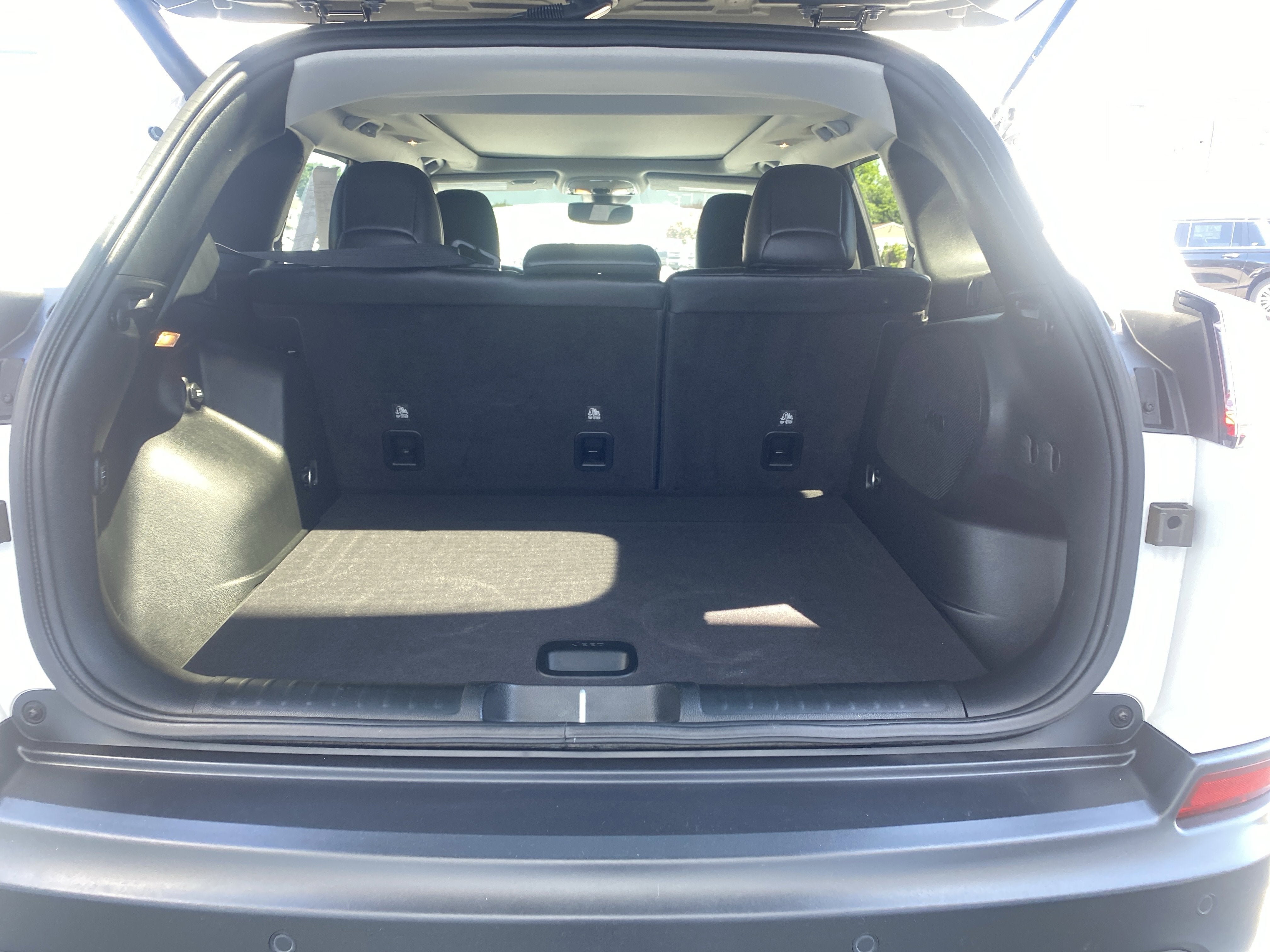 2023 Jeep Cherokee Altitude Lux 4x4