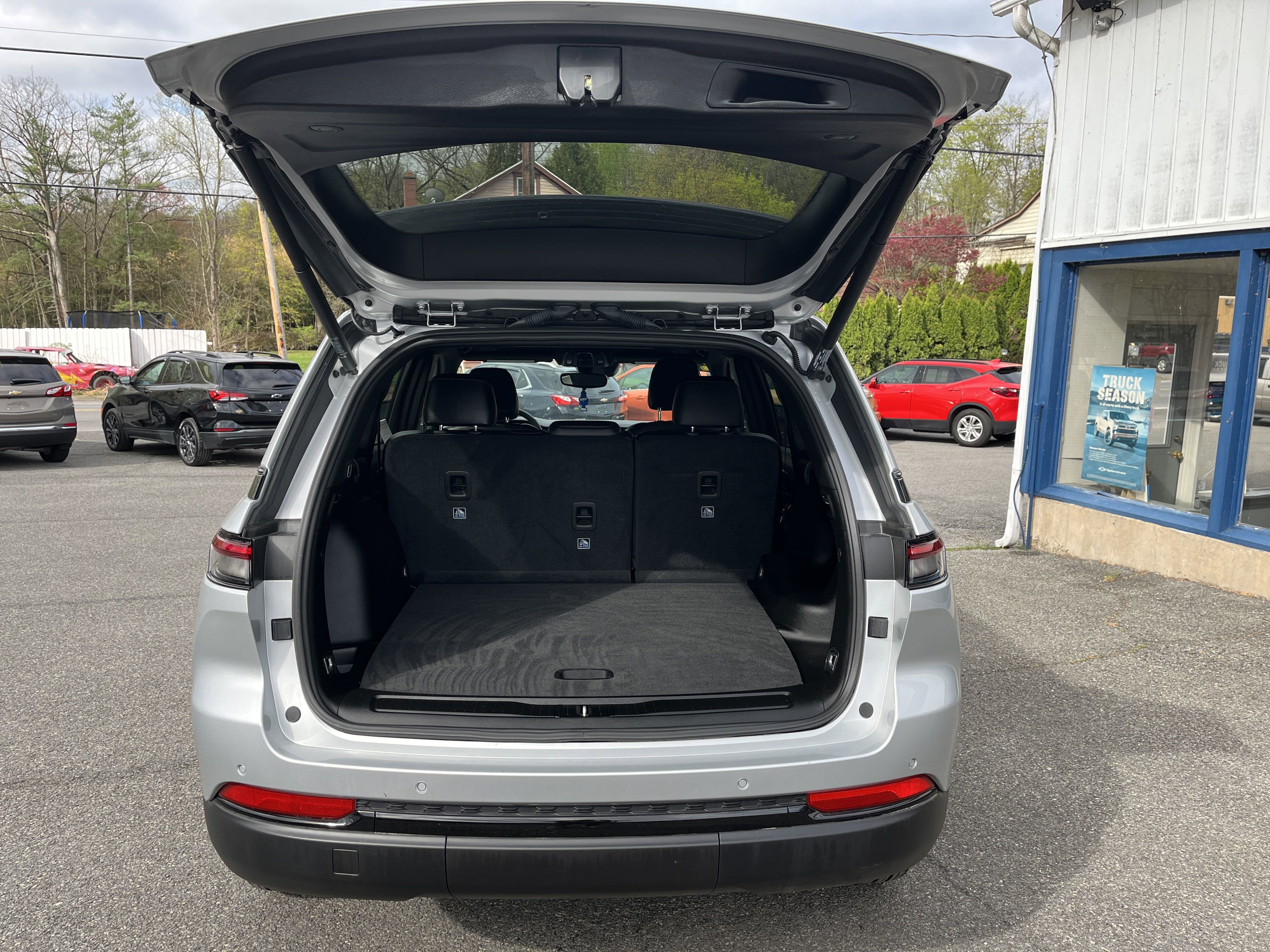 2024 Jeep Grand Cherokee Altitude X