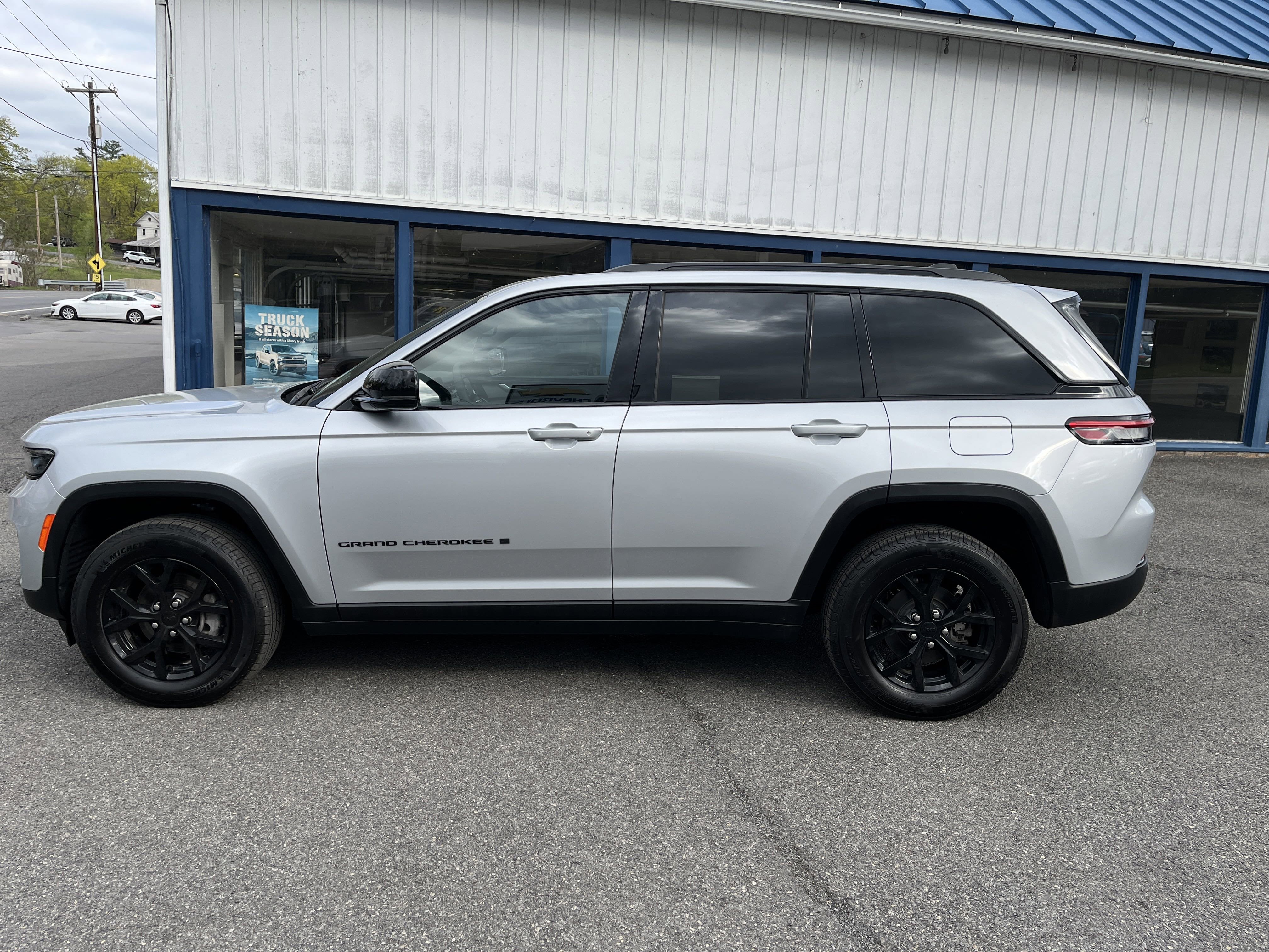 2024 Jeep Grand Cherokee Altitude X