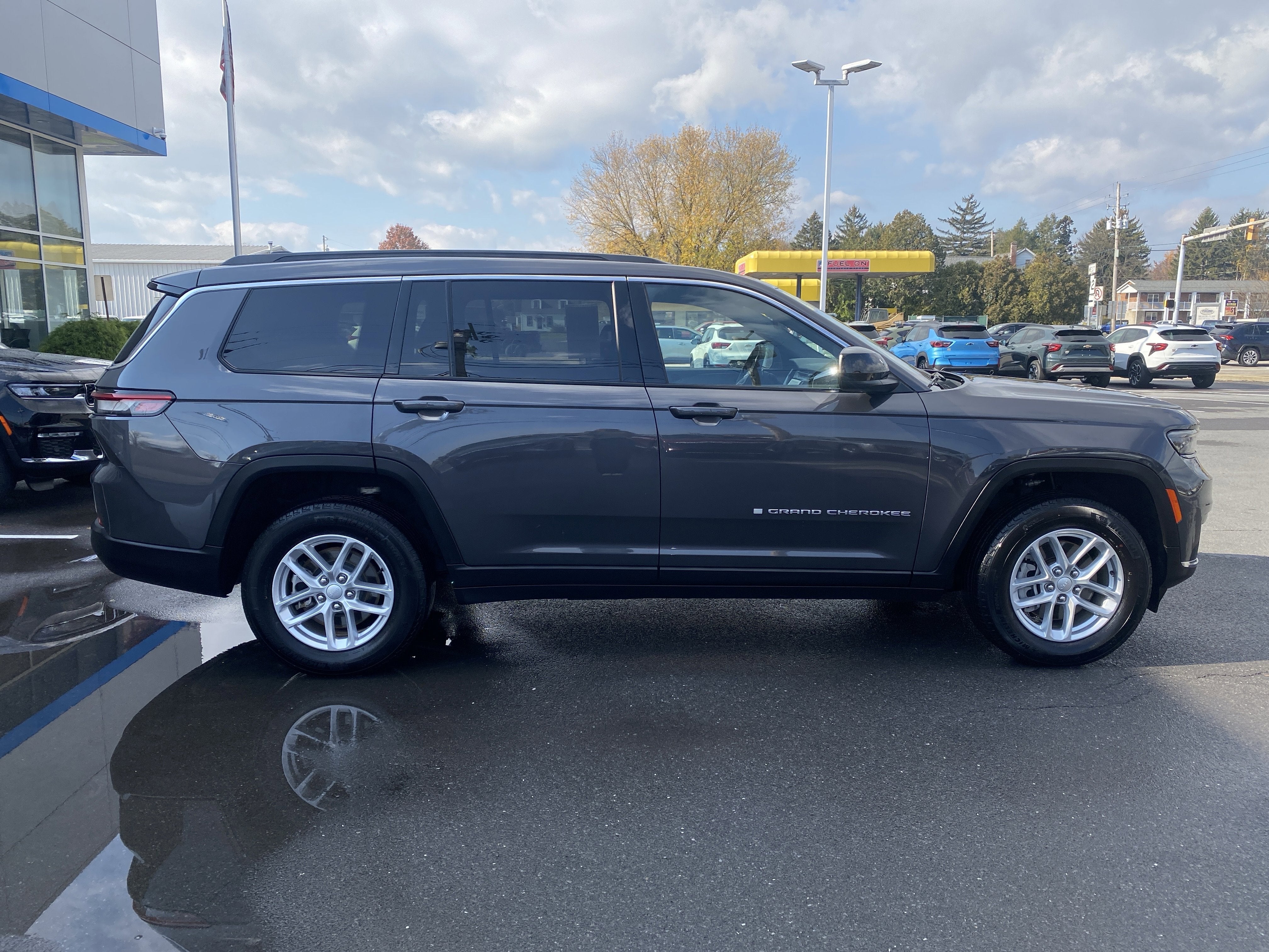 2024 Jeep Grand Cherokee L Laredo X