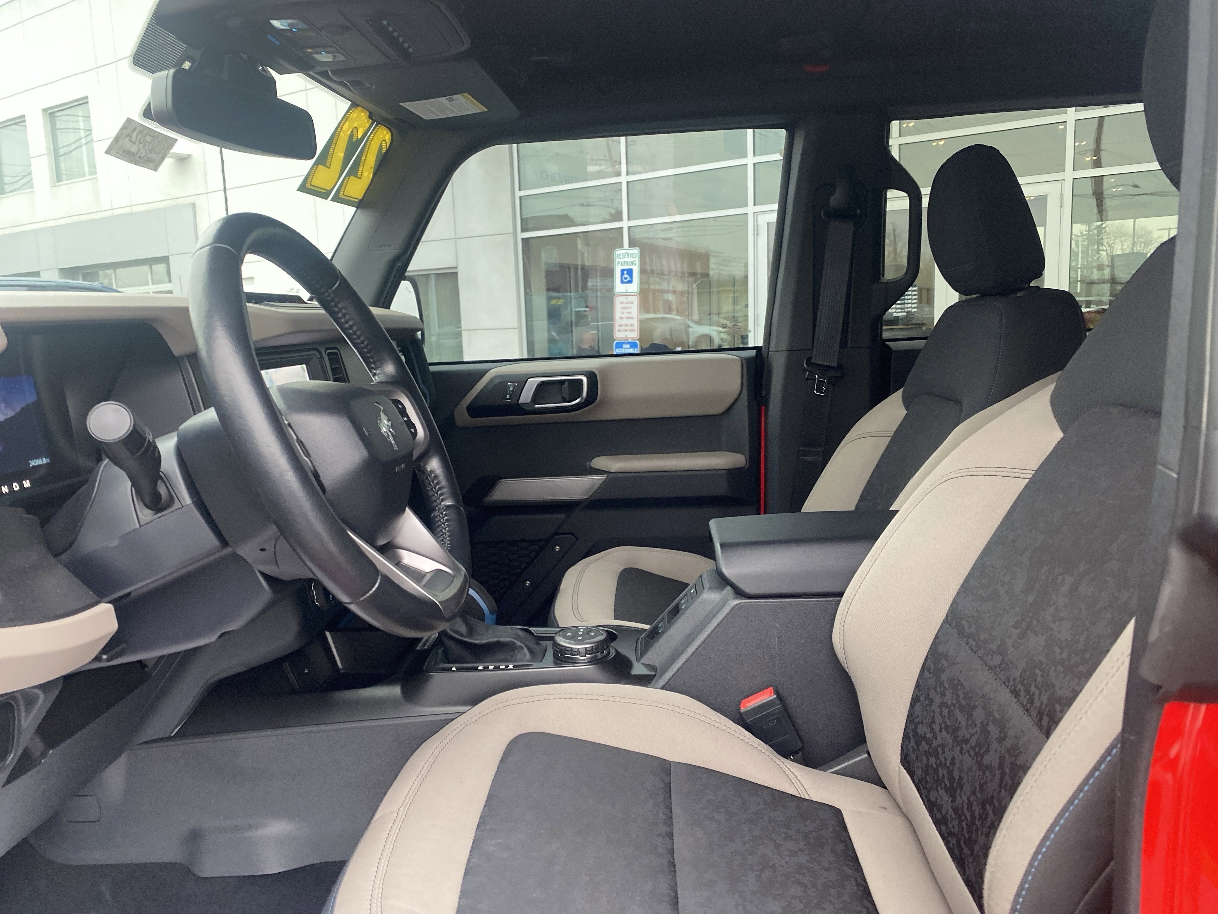 2022 Ford Bronco Base