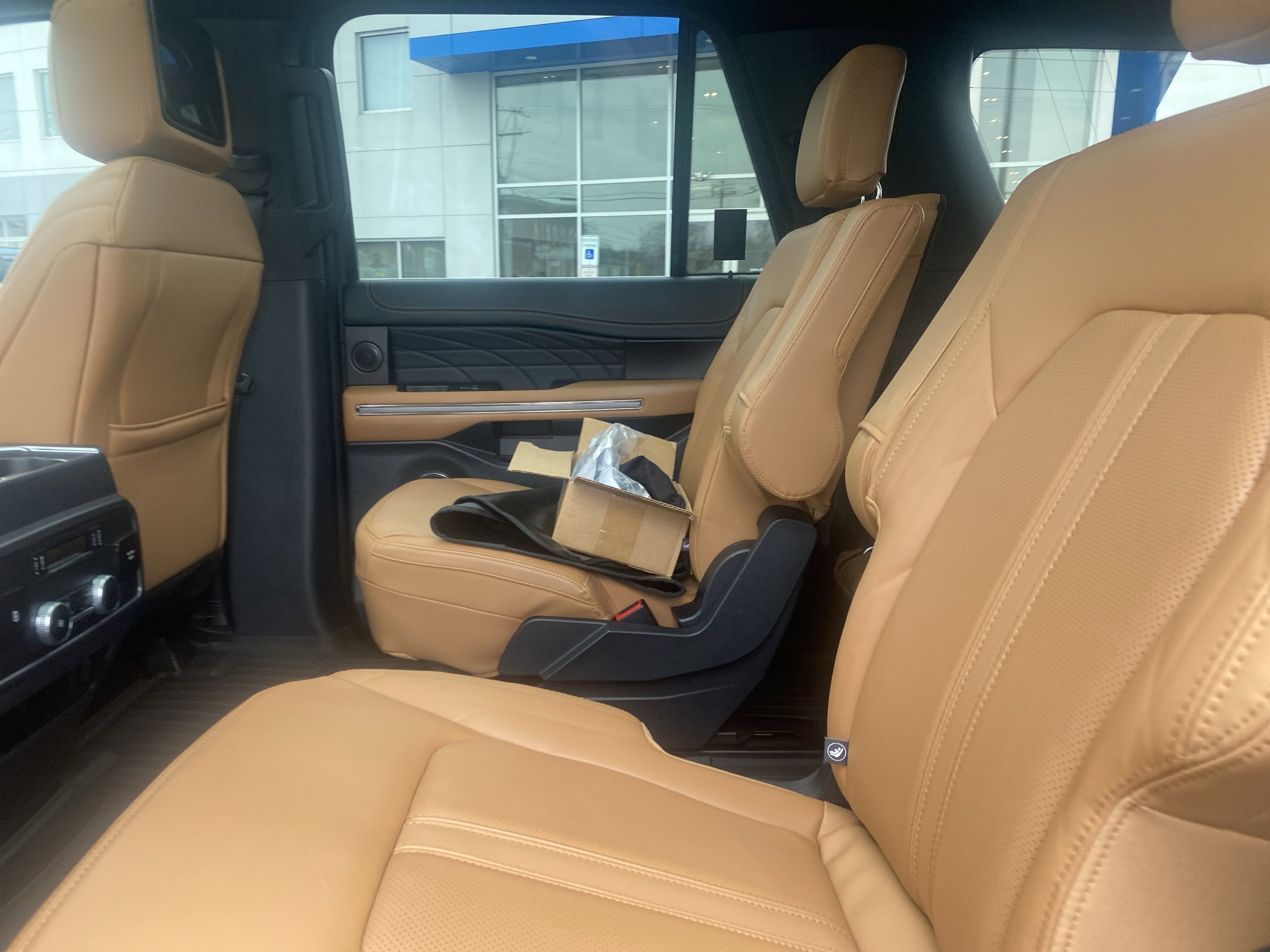 2023 Ford Expedition Max Platinum