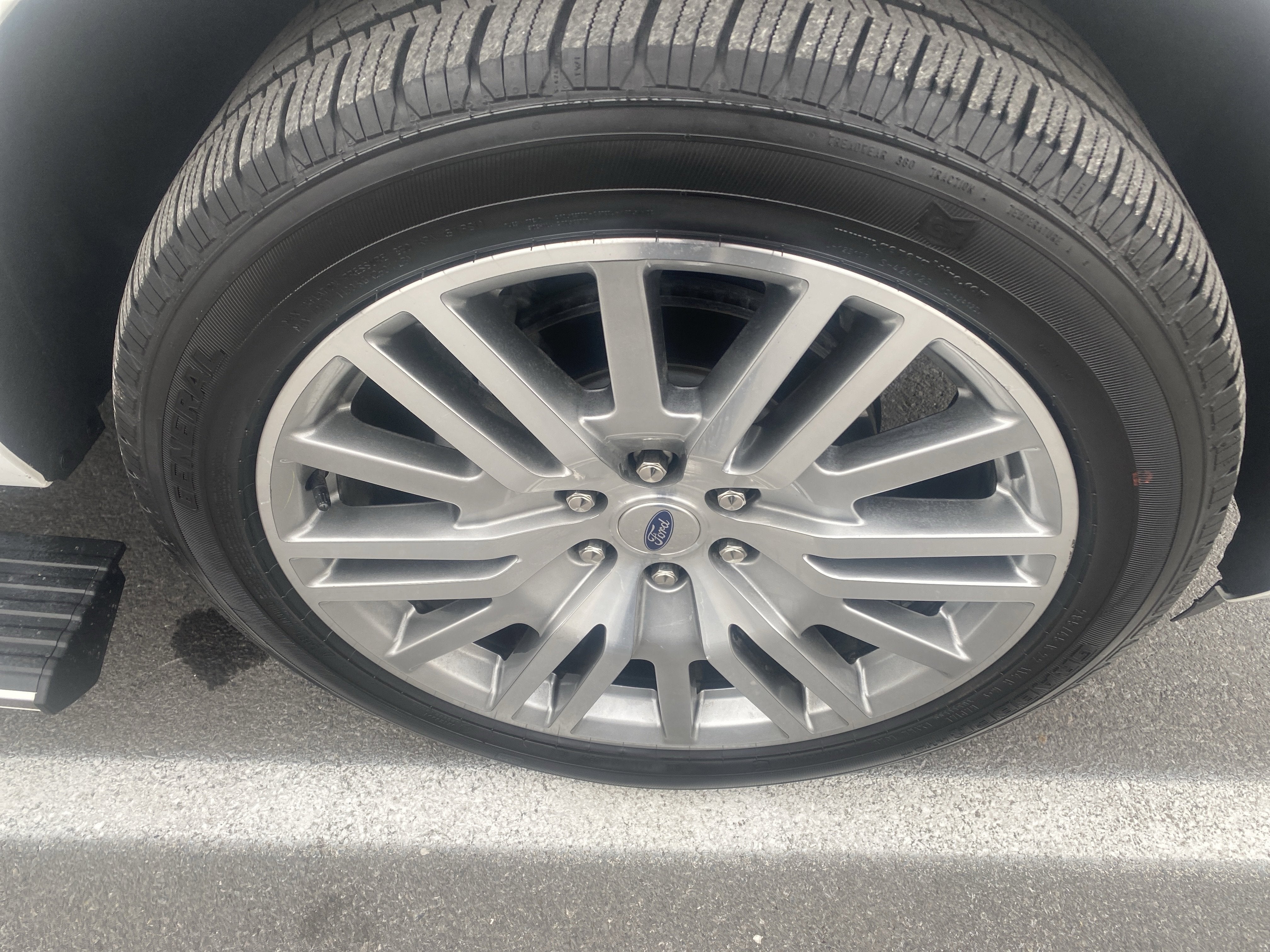 2023 Ford Expedition Max Platinum