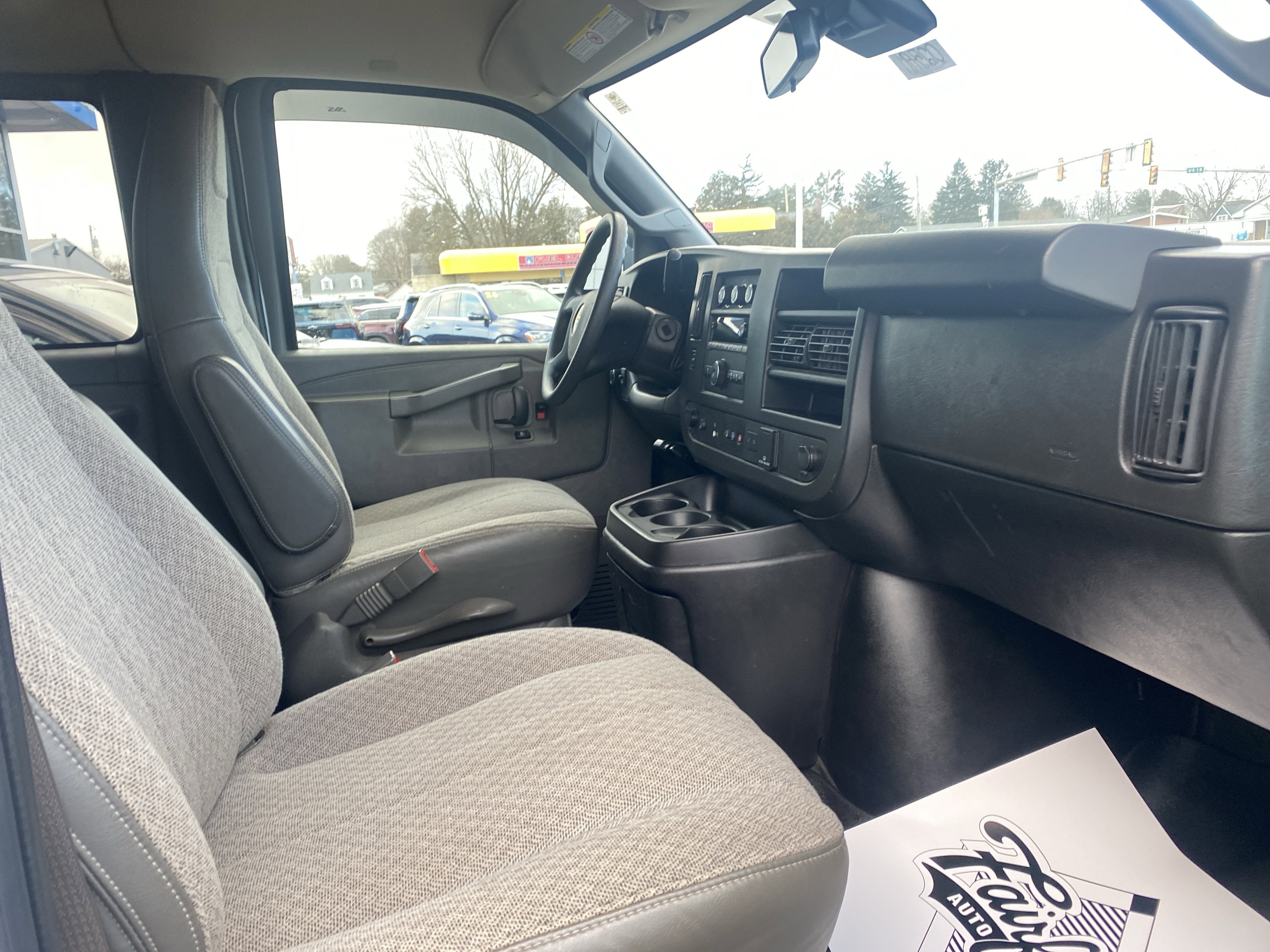2019 Chevrolet Express Passenger 2500 LT