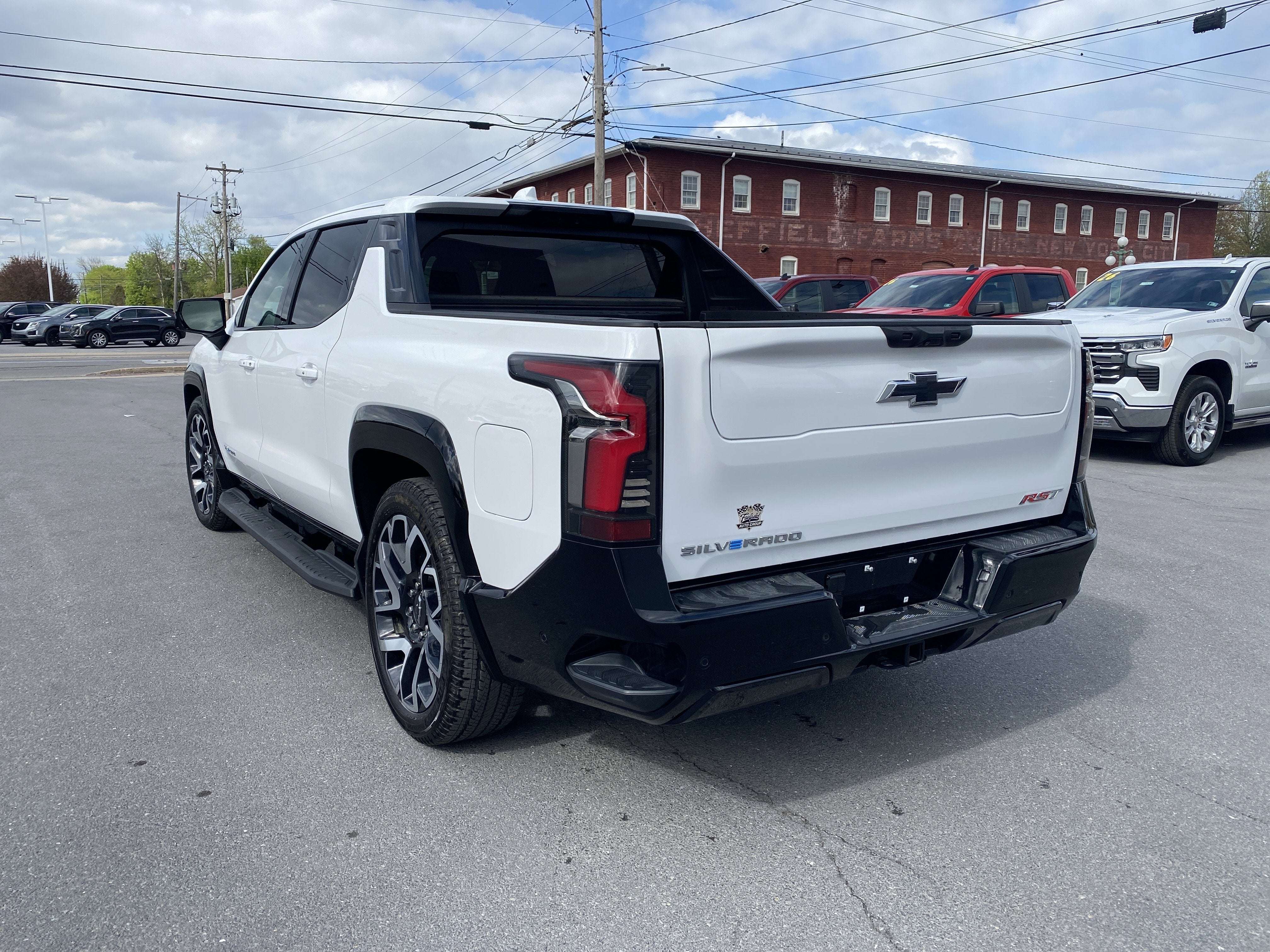 2025 Chevrolet Silverado EV RST - Max Range