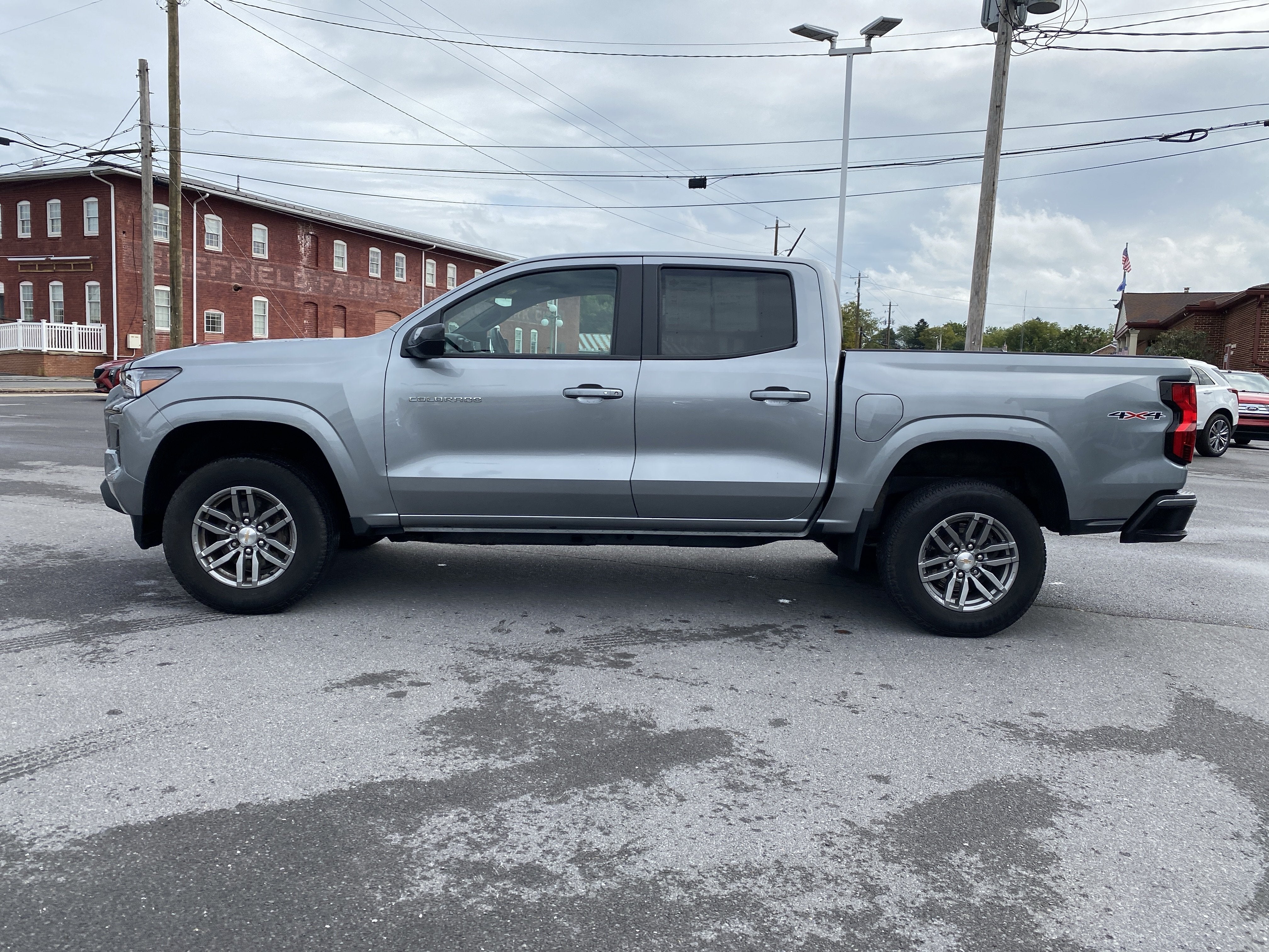 2023 Chevrolet Colorado 4WD LT