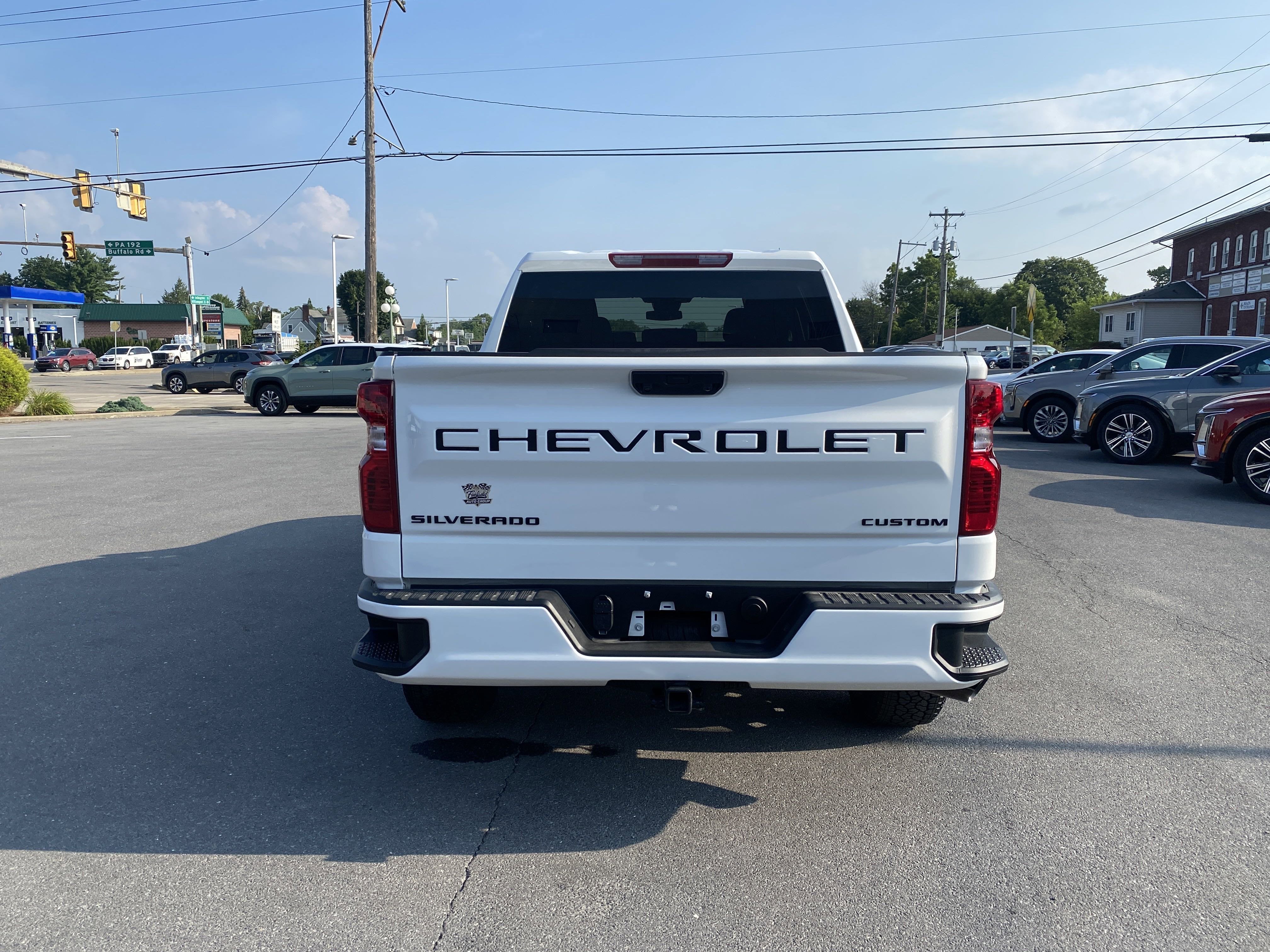 2025 Chevrolet Silverado 1500 Custom