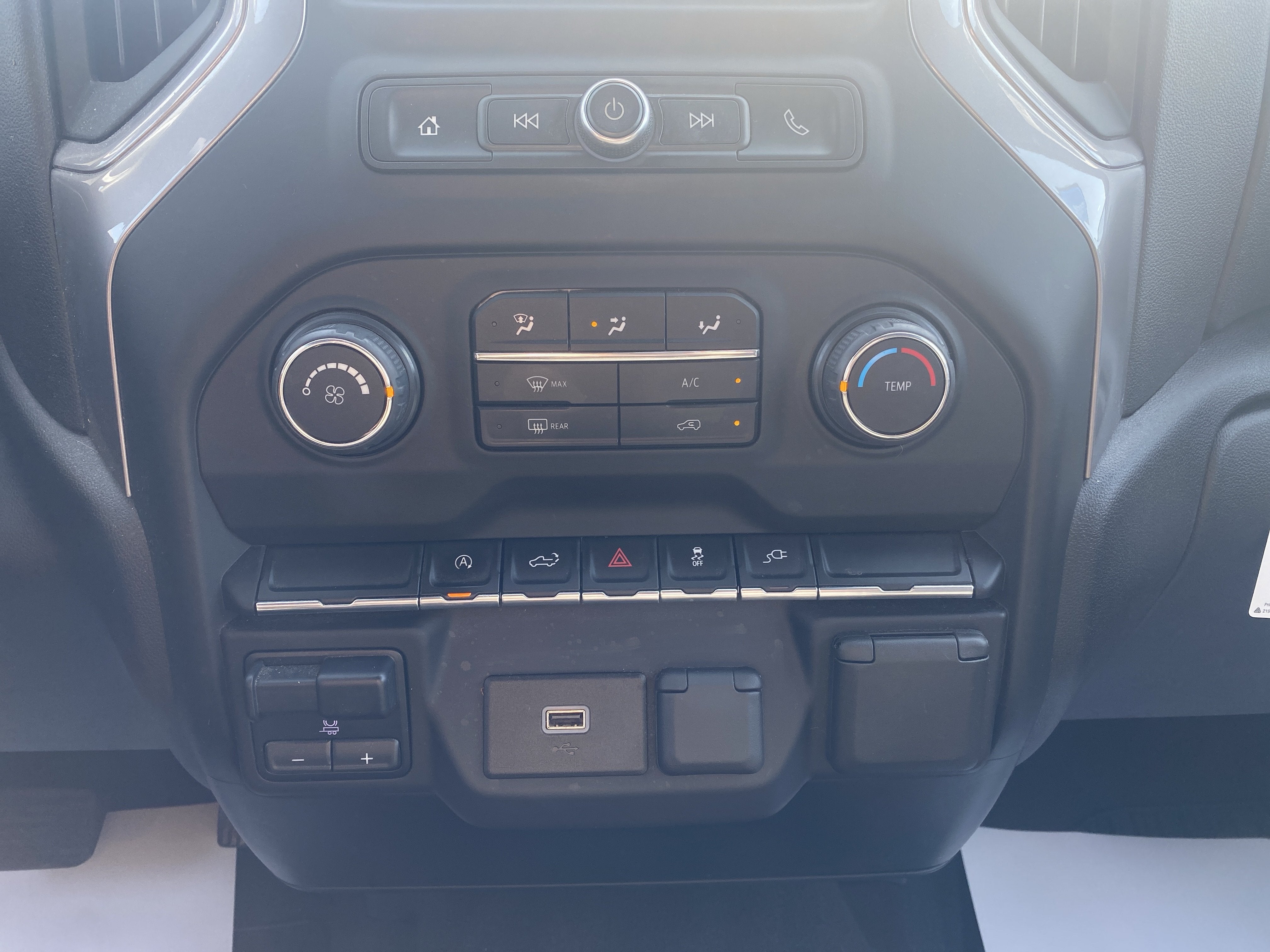 2020 Chevrolet Silverado 1500 Custom