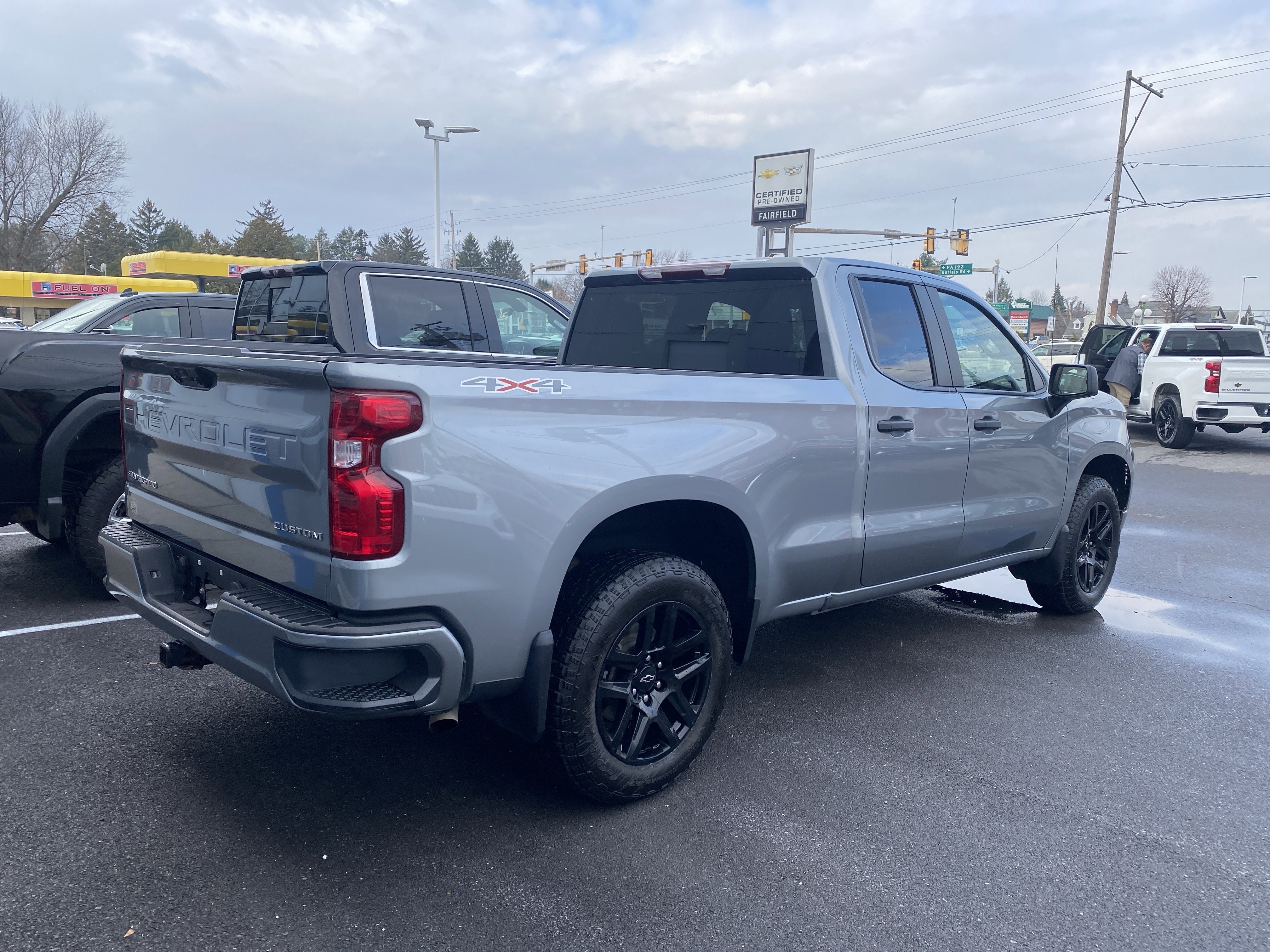 2023 Chevrolet Silverado 1500 Custom