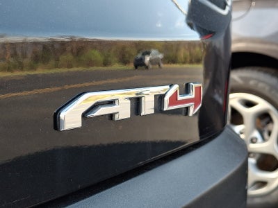 2023 GMC Acadia AT4