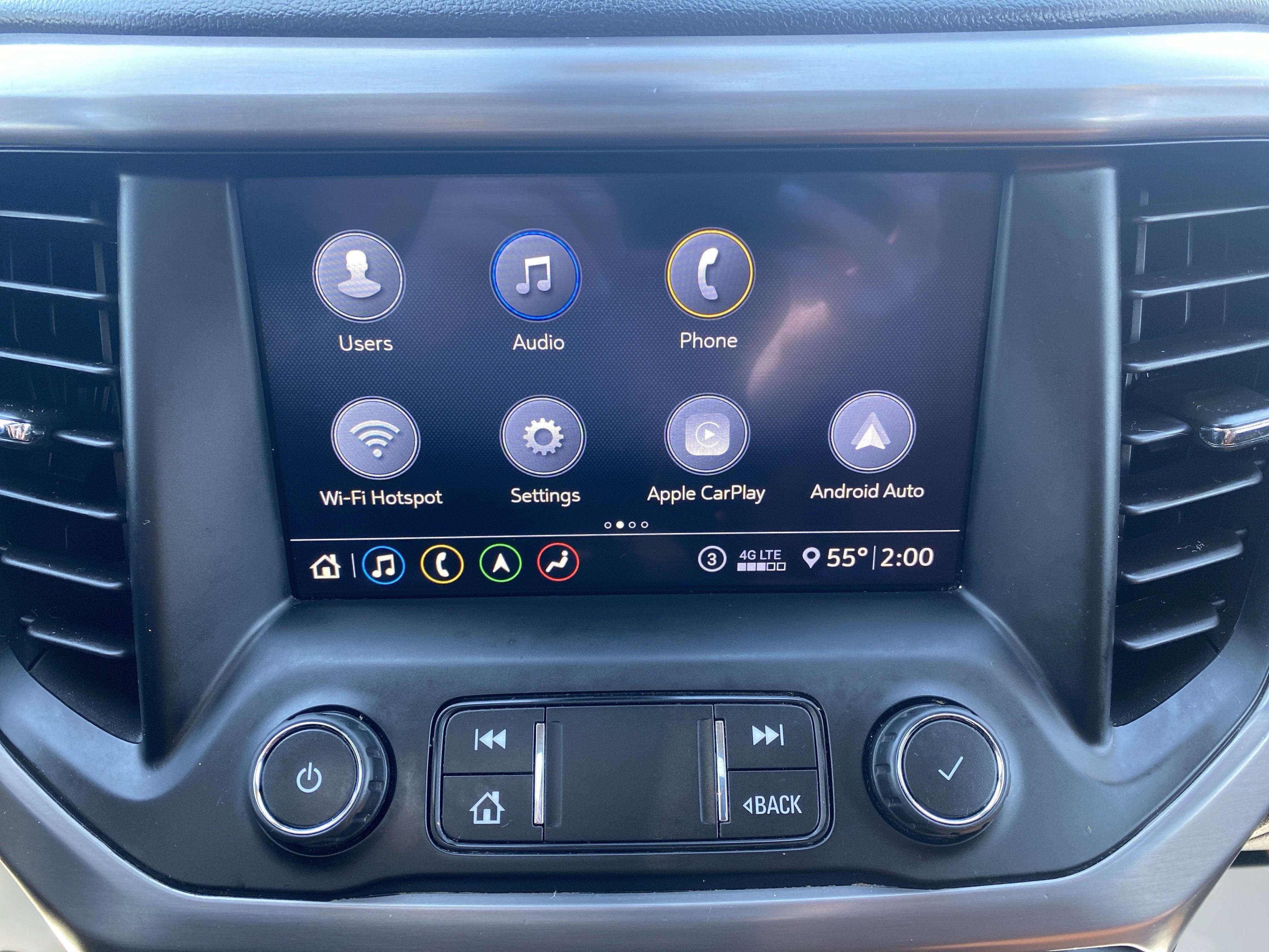 2020 GMC Acadia AT4