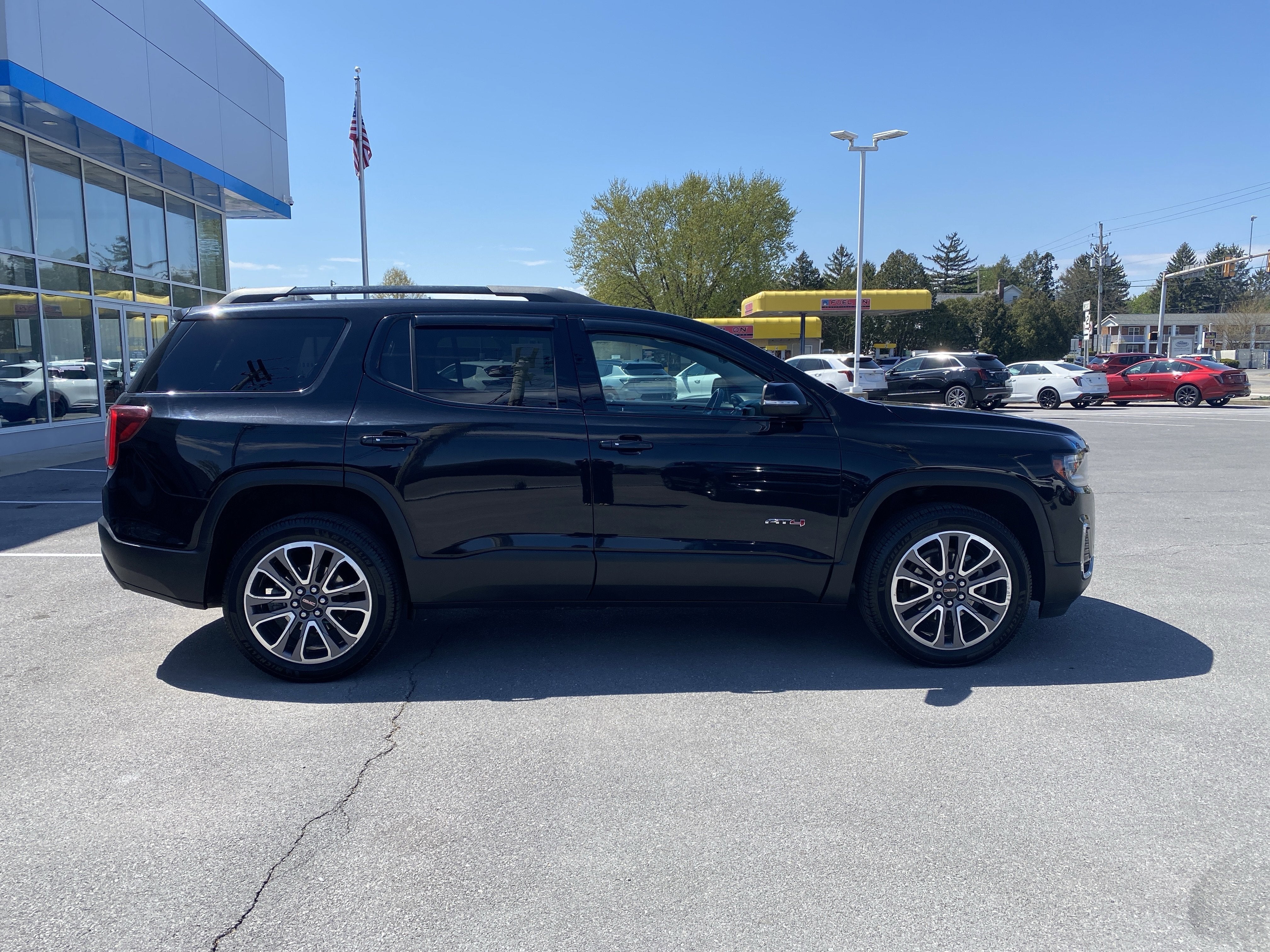 2020 GMC Acadia AT4