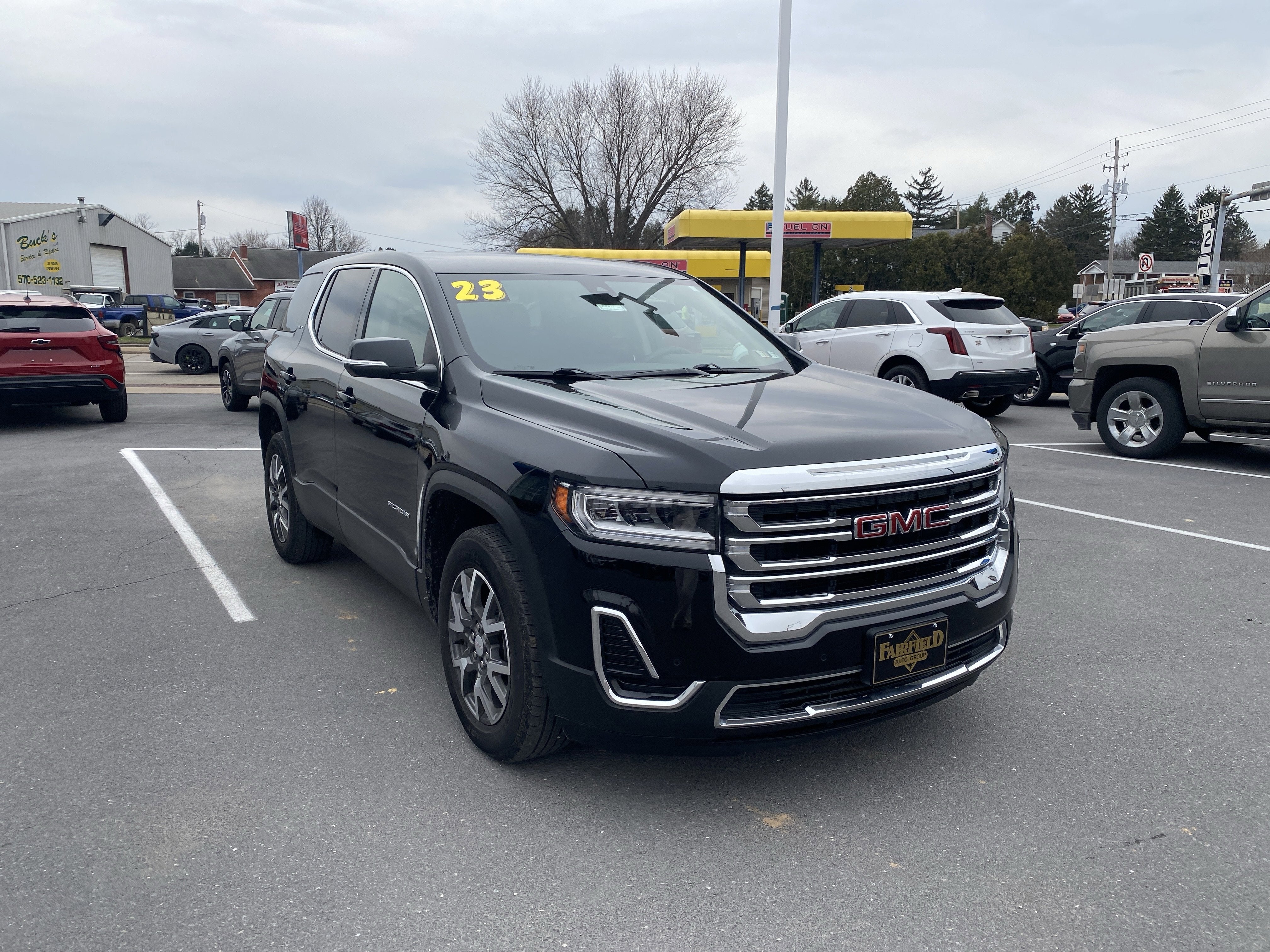 2023 GMC Acadia SLE