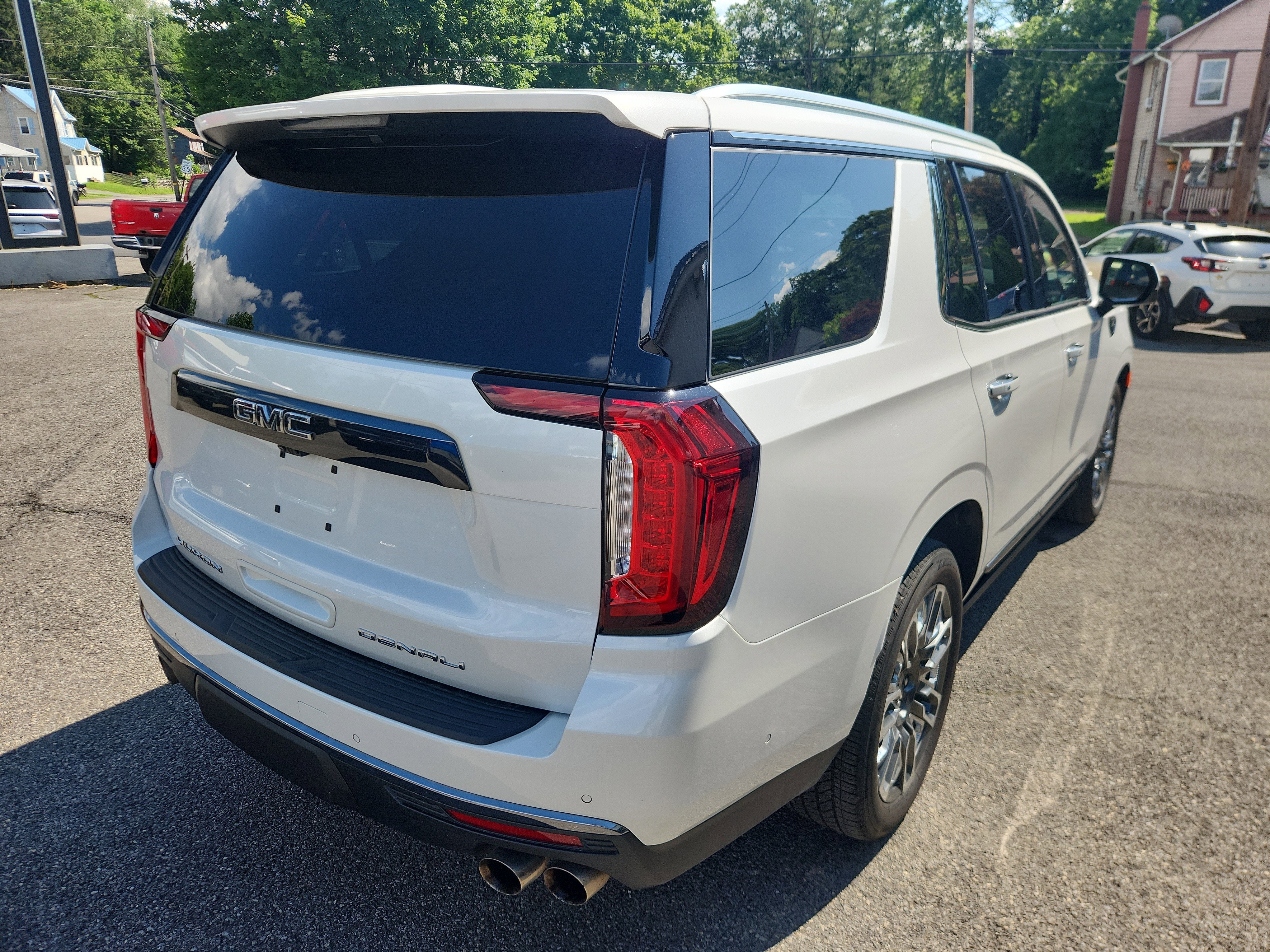 2024 GMC Yukon Denali Ultimate