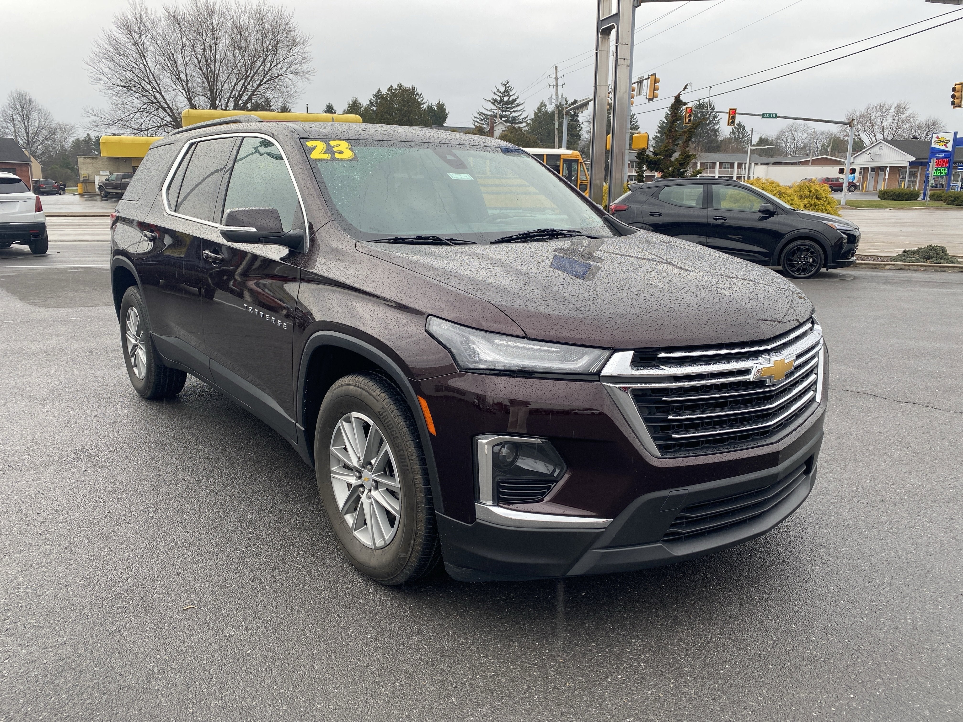 2023 Chevrolet Traverse LT Cloth