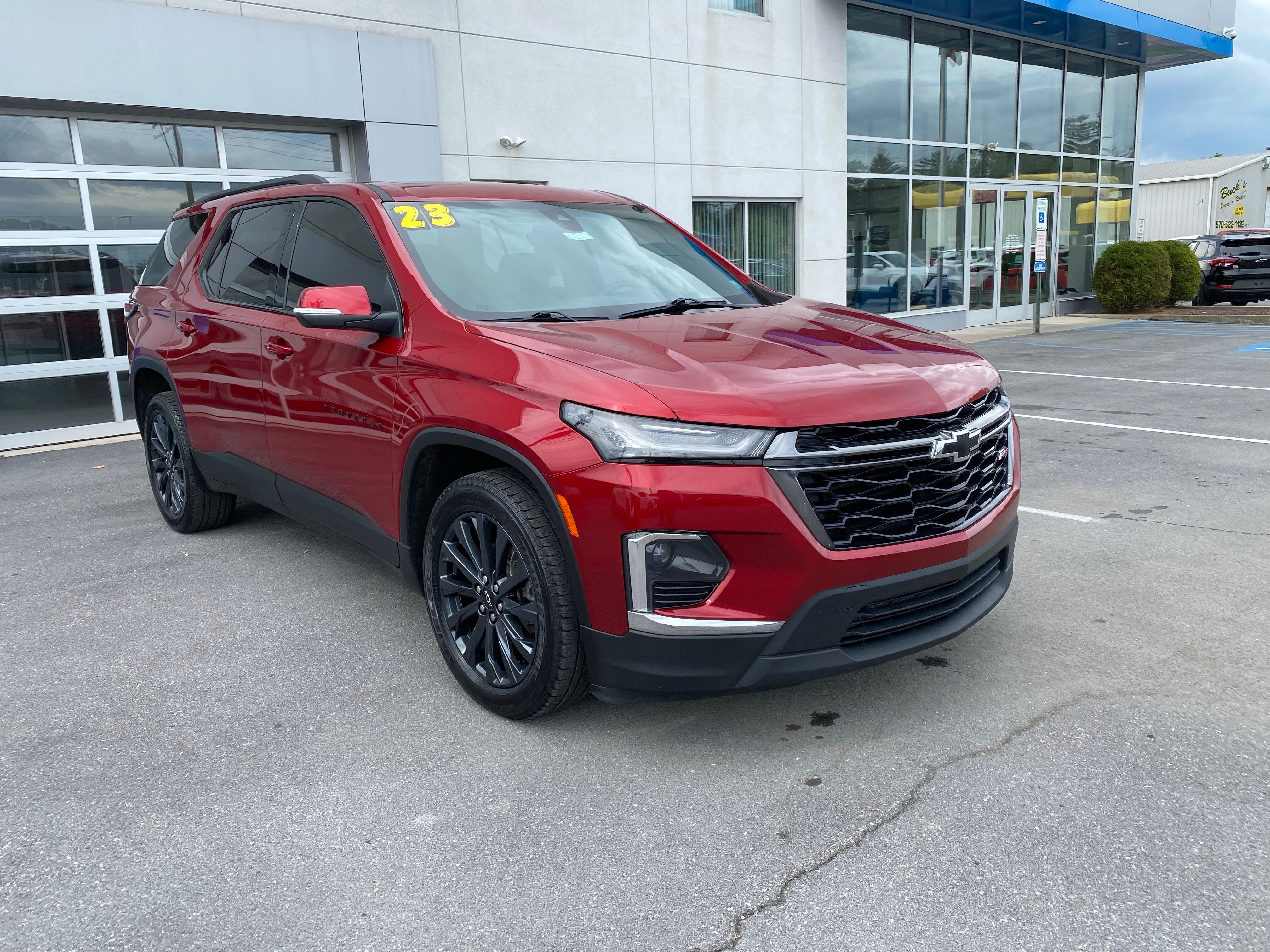 2023 Chevrolet Traverse RS