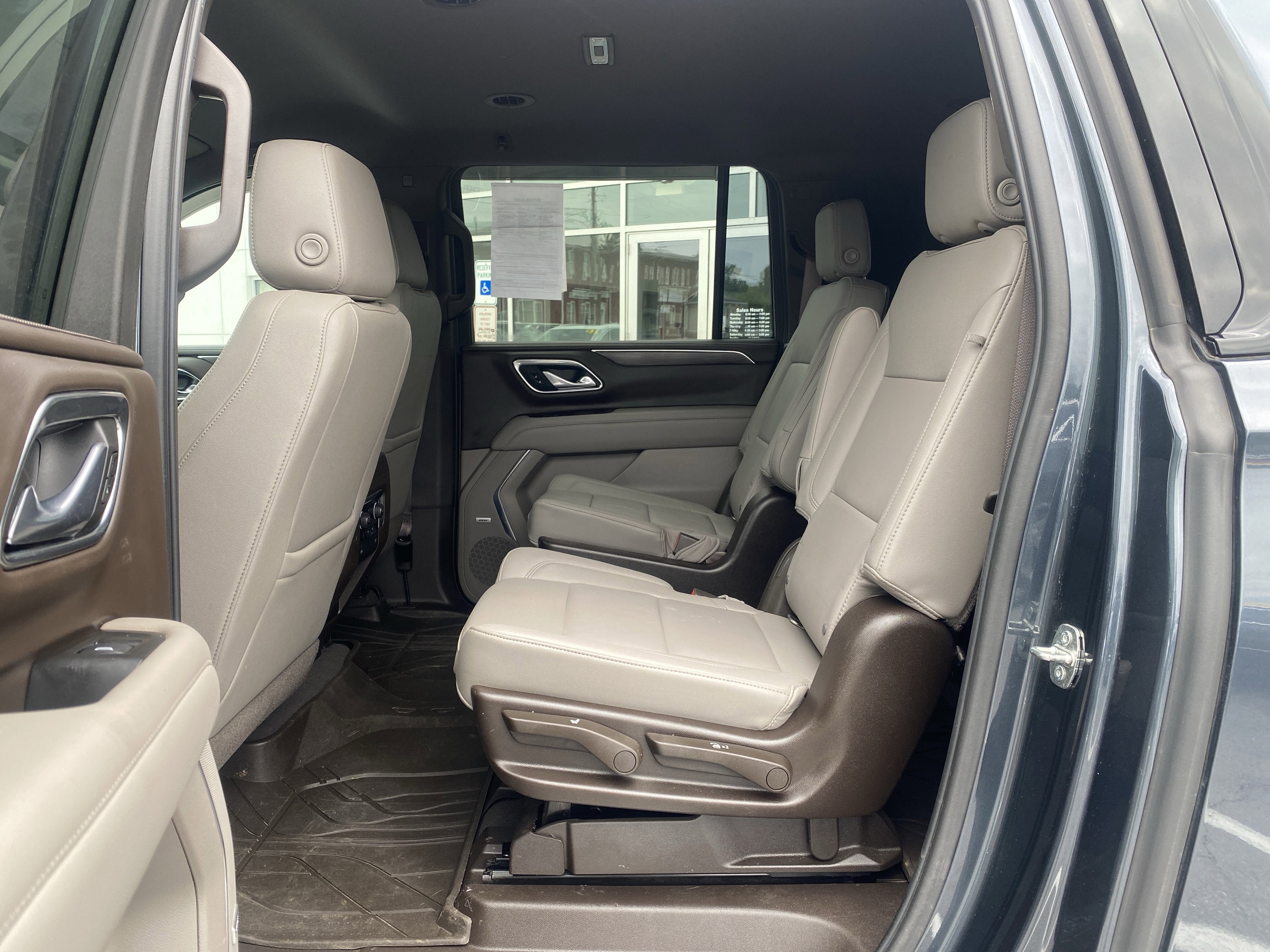 2021 Chevrolet Suburban Z71